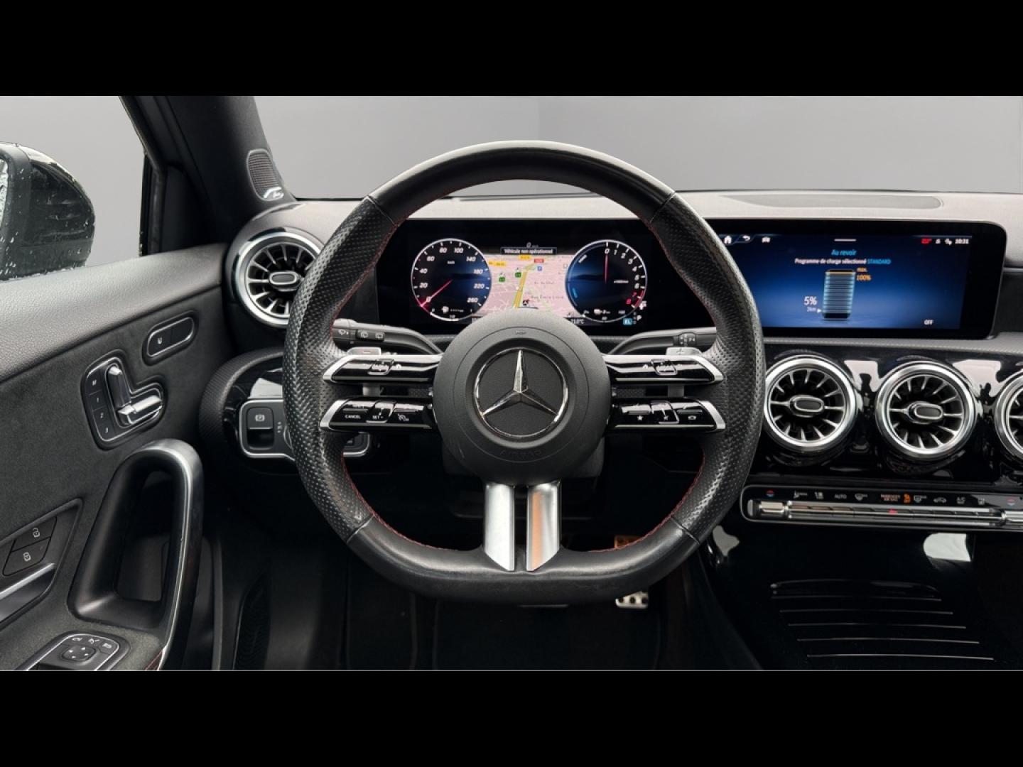 Image MERCEDES-BENZ Classe A 250 e 163+109ch AMG Line 8G-DCT