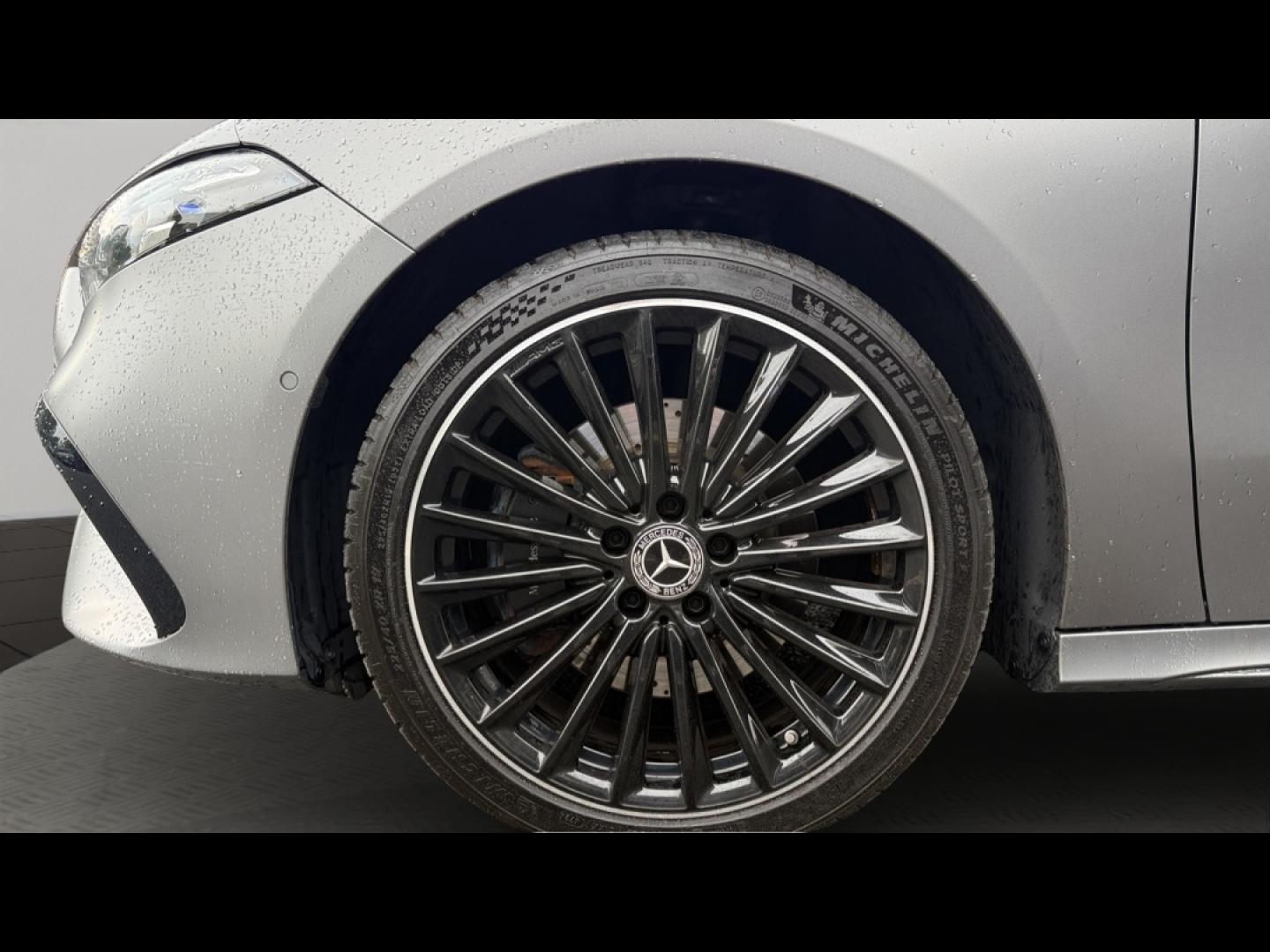 Image MERCEDES-BENZ Classe A 250 e 163+109ch AMG Line 8G-DCT