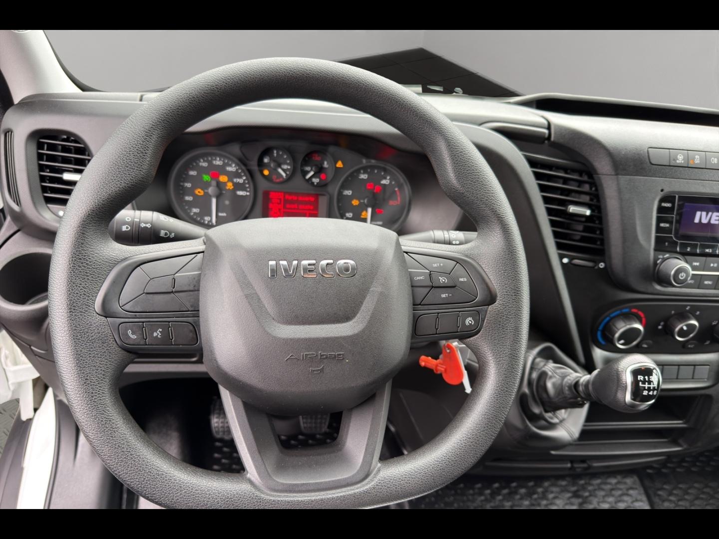 Image IVECO Daily CCb 35C16H empattement 4100 3.0