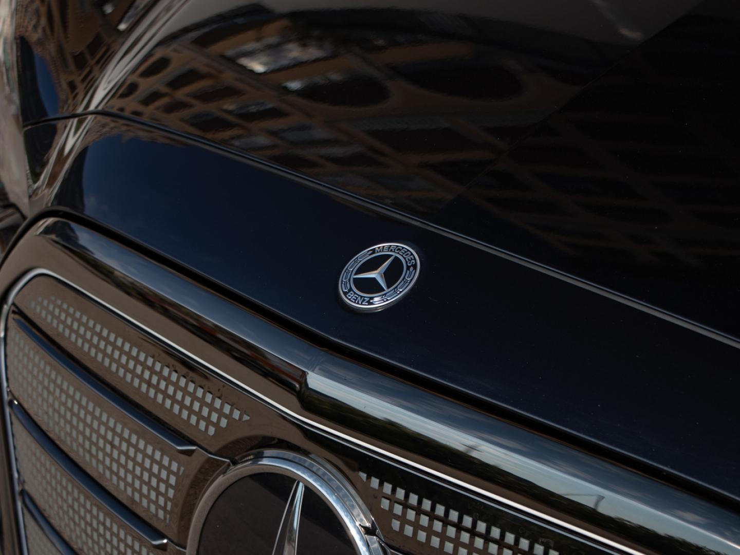 Image MERCEDES-BENZ Classe C 400 489ch 94,5kWh AMG Line 4Matic