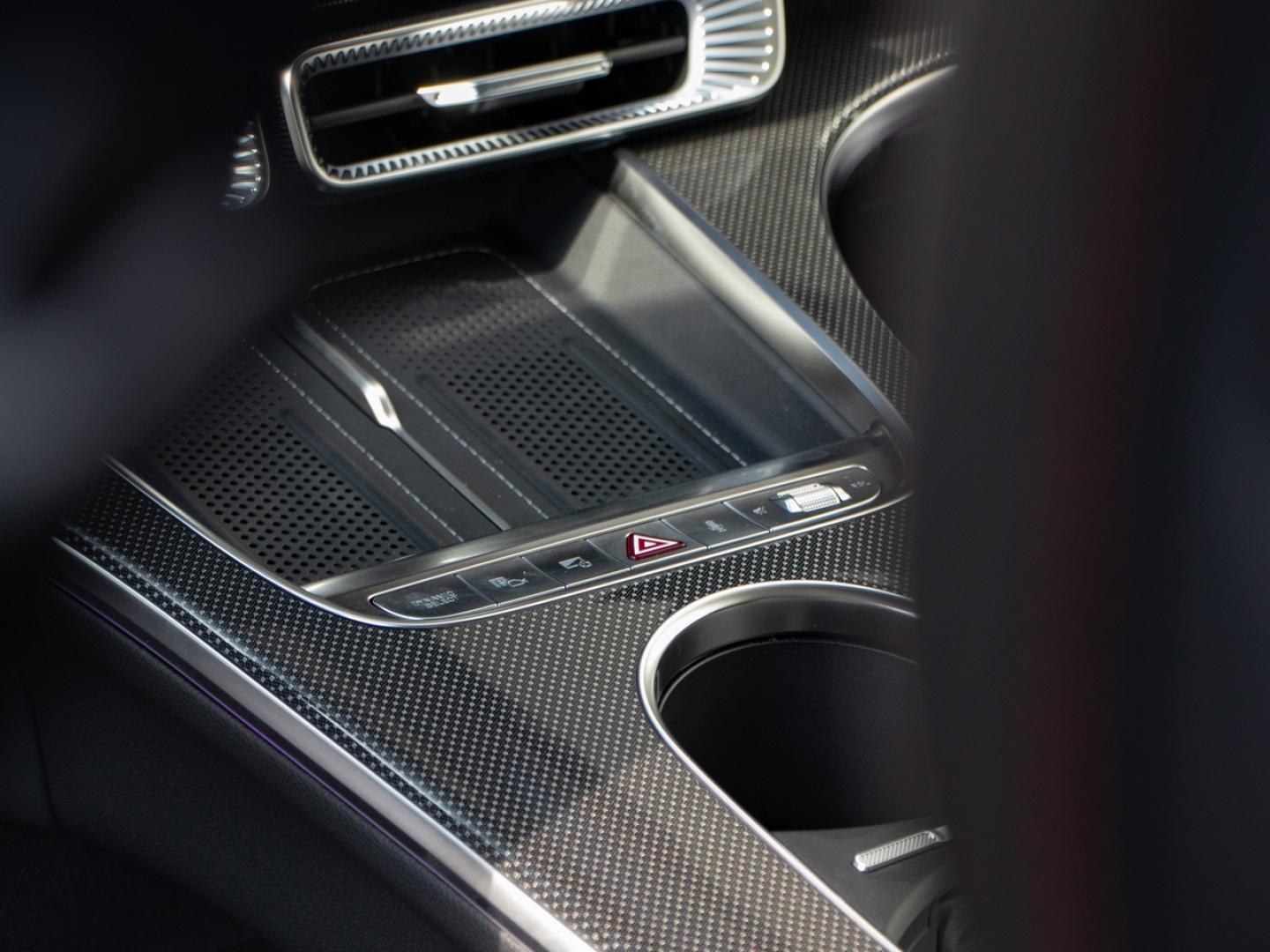 Image MERCEDES-BENZ Classe C 400 489ch 94,5kWh AMG Line 4Matic
