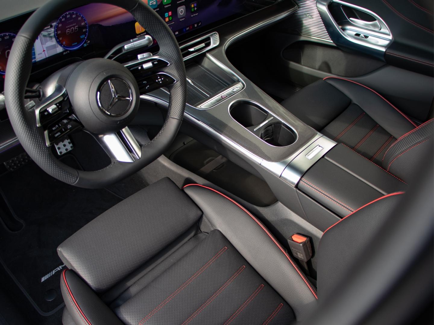 Image MERCEDES-BENZ Classe C 400 489ch 94,5kWh AMG Line 4Matic