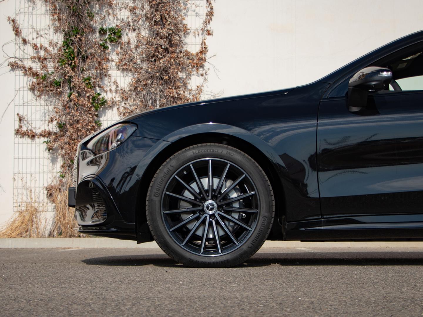 Image MERCEDES-BENZ Classe C 400 489ch 94,5kWh AMG Line 4Matic