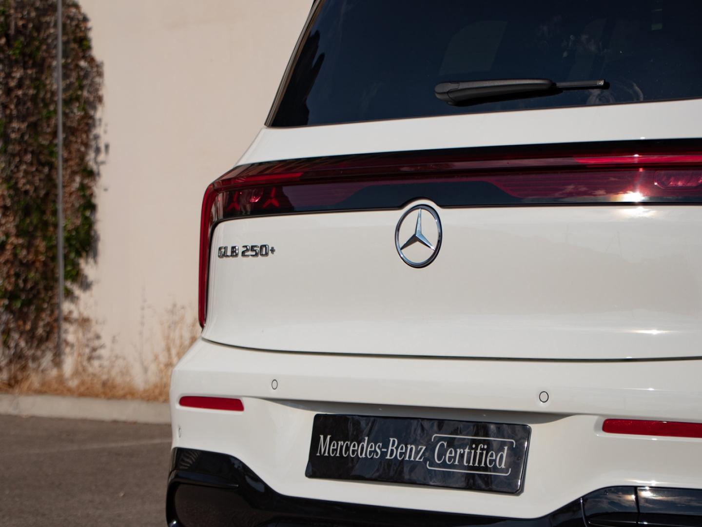Image MERCEDES-BENZ GLB 250+ EQ 272ch AMG Line