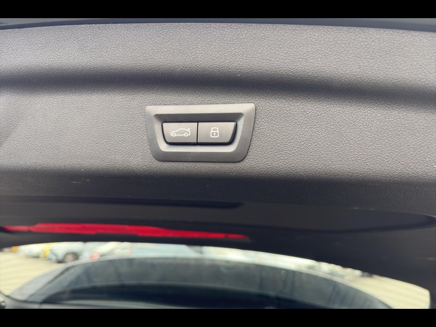 Image BMW Série 2 ActiveTourer 220i 170ch Luxury DKG7