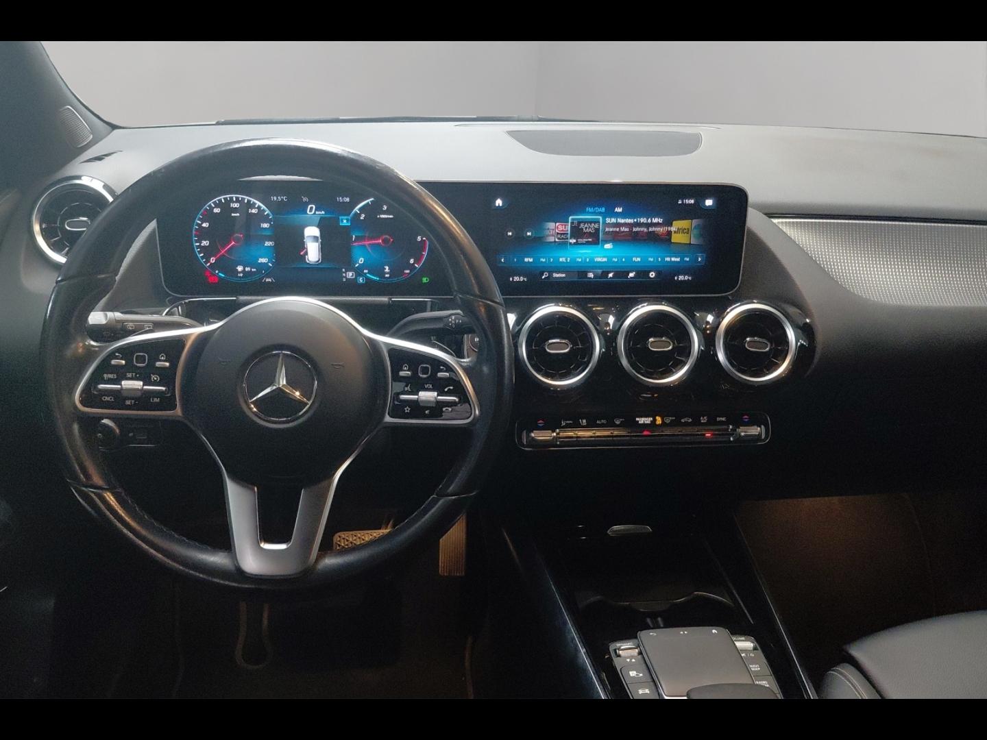 Image MERCEDES-BENZ GLA 200 d 150ch Progressive Line 8G-DCT
