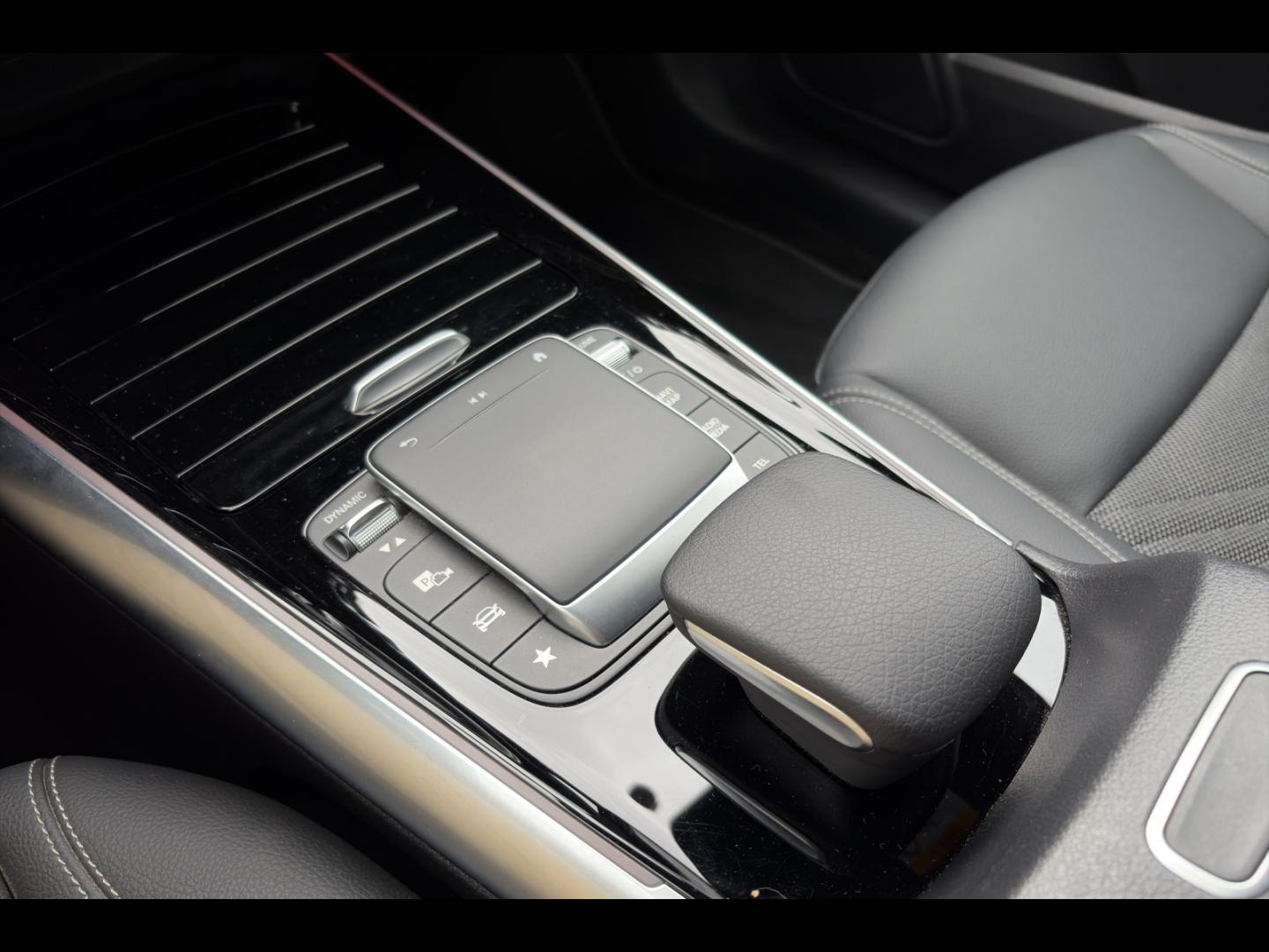 Image MERCEDES-BENZ EQA 250+ 190ch Progressive Line