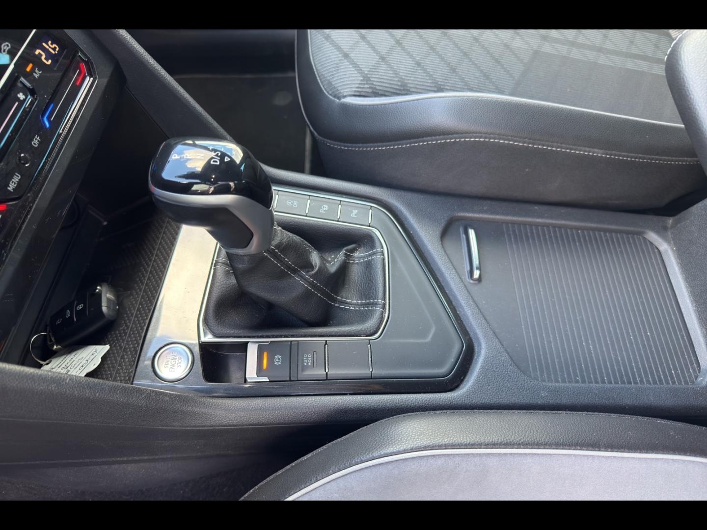 Image VOLKSWAGEN Tiguan 2.0 TDI 150ch R-Line DSG7