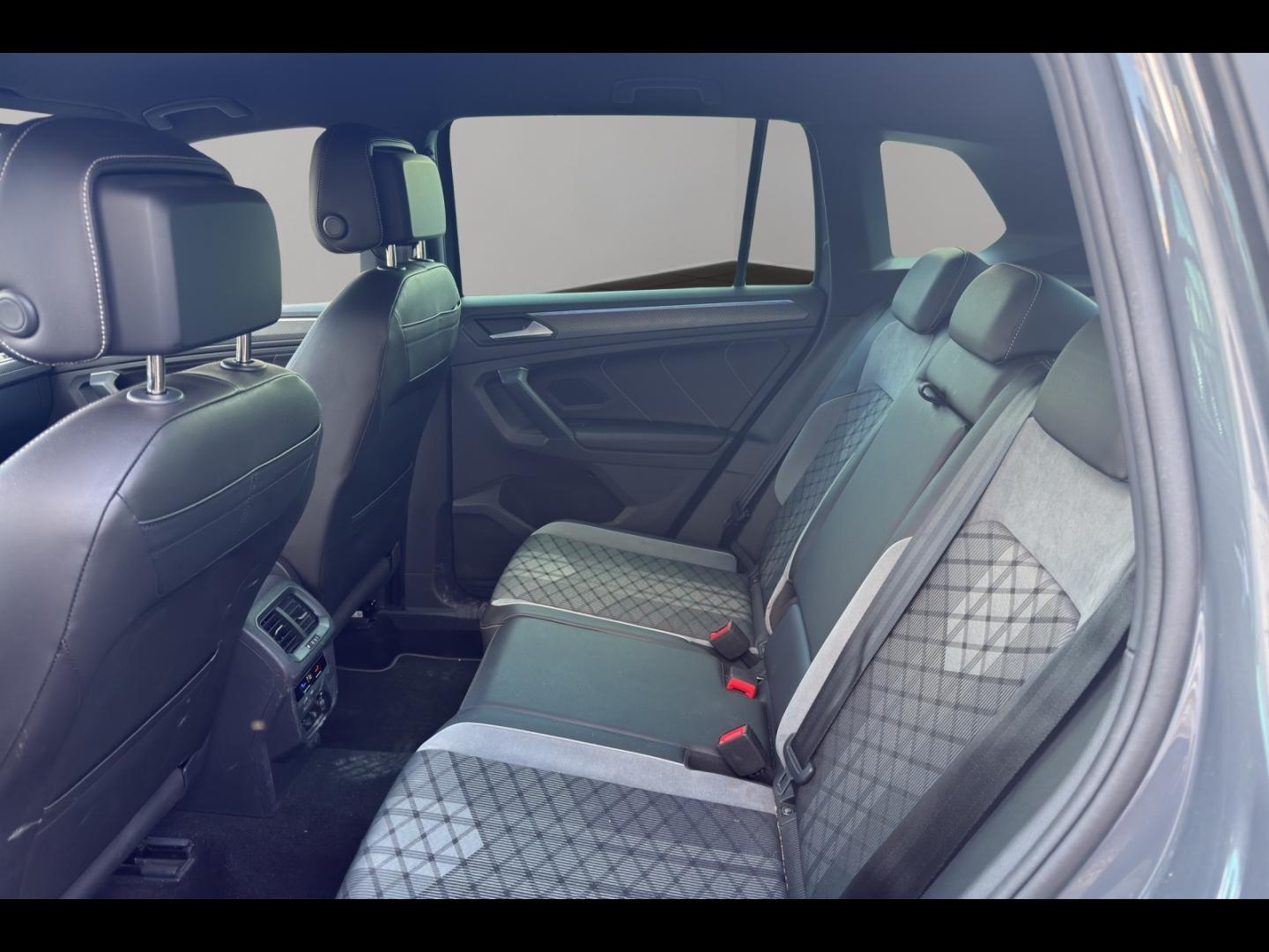 Image VOLKSWAGEN Tiguan 2.0 TDI 150ch R-Line DSG7