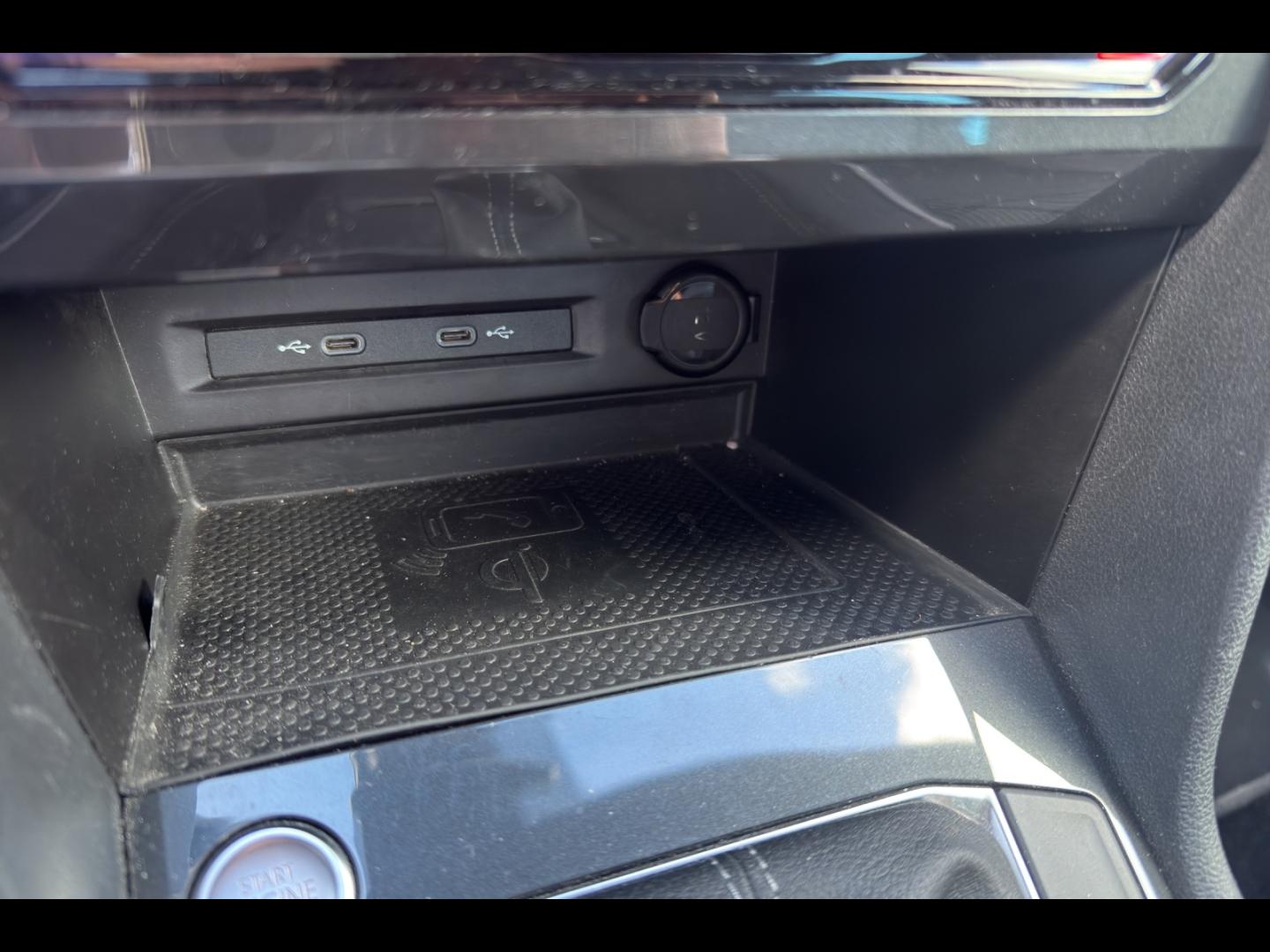 Image VOLKSWAGEN Tiguan 2.0 TDI 150ch R-Line DSG7
