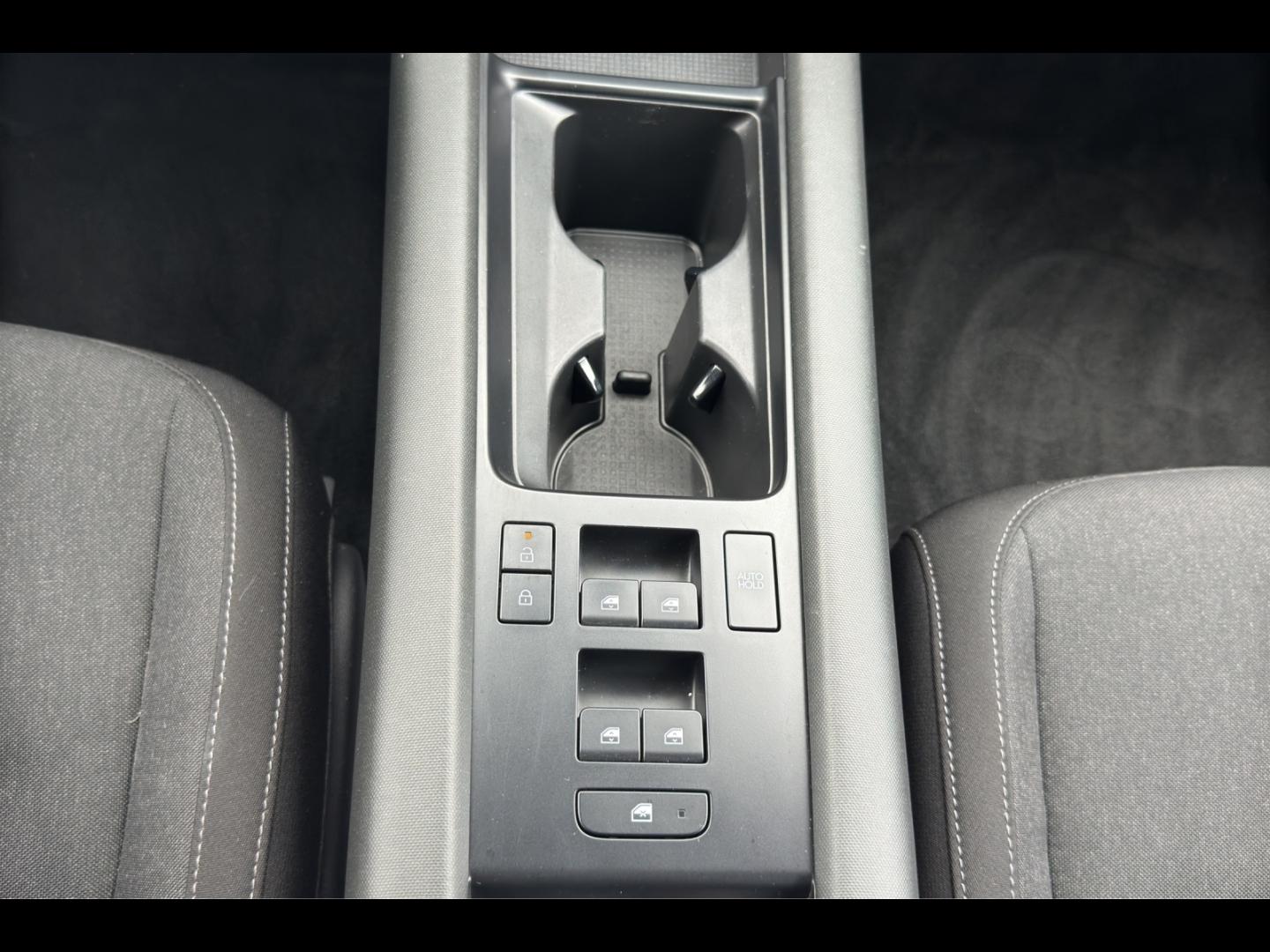 Image HYUNDAI Ioniq 6 77 kWh - 229ch Intuitive