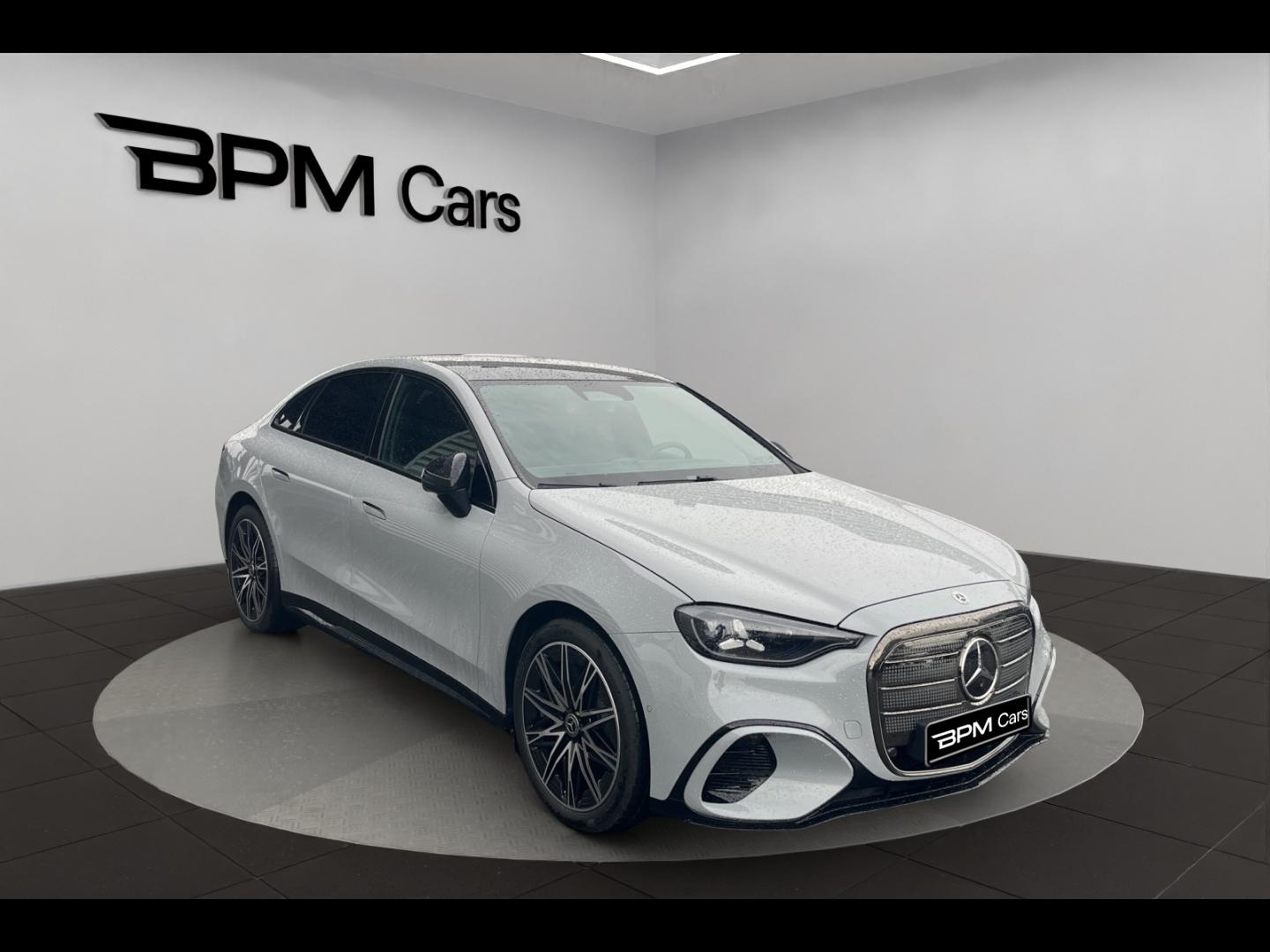 Image MERCEDES-BENZ Classe C 400 489ch 94,5kWh AMG Line 4Matic