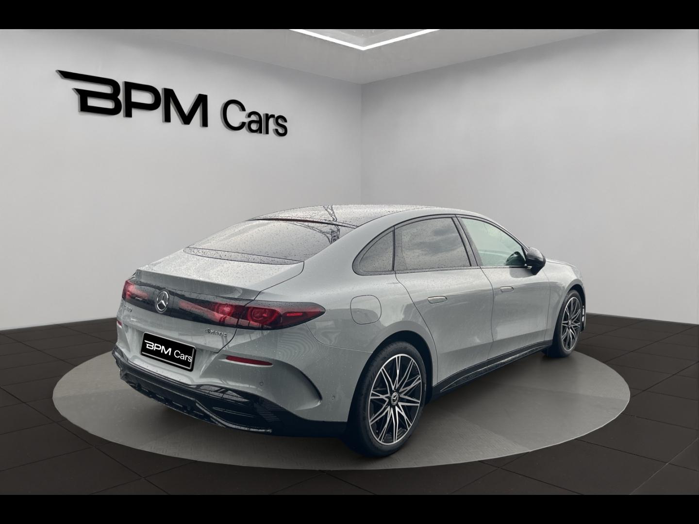 Image MERCEDES-BENZ Classe C 400 489ch 94,5kWh AMG Line 4Matic