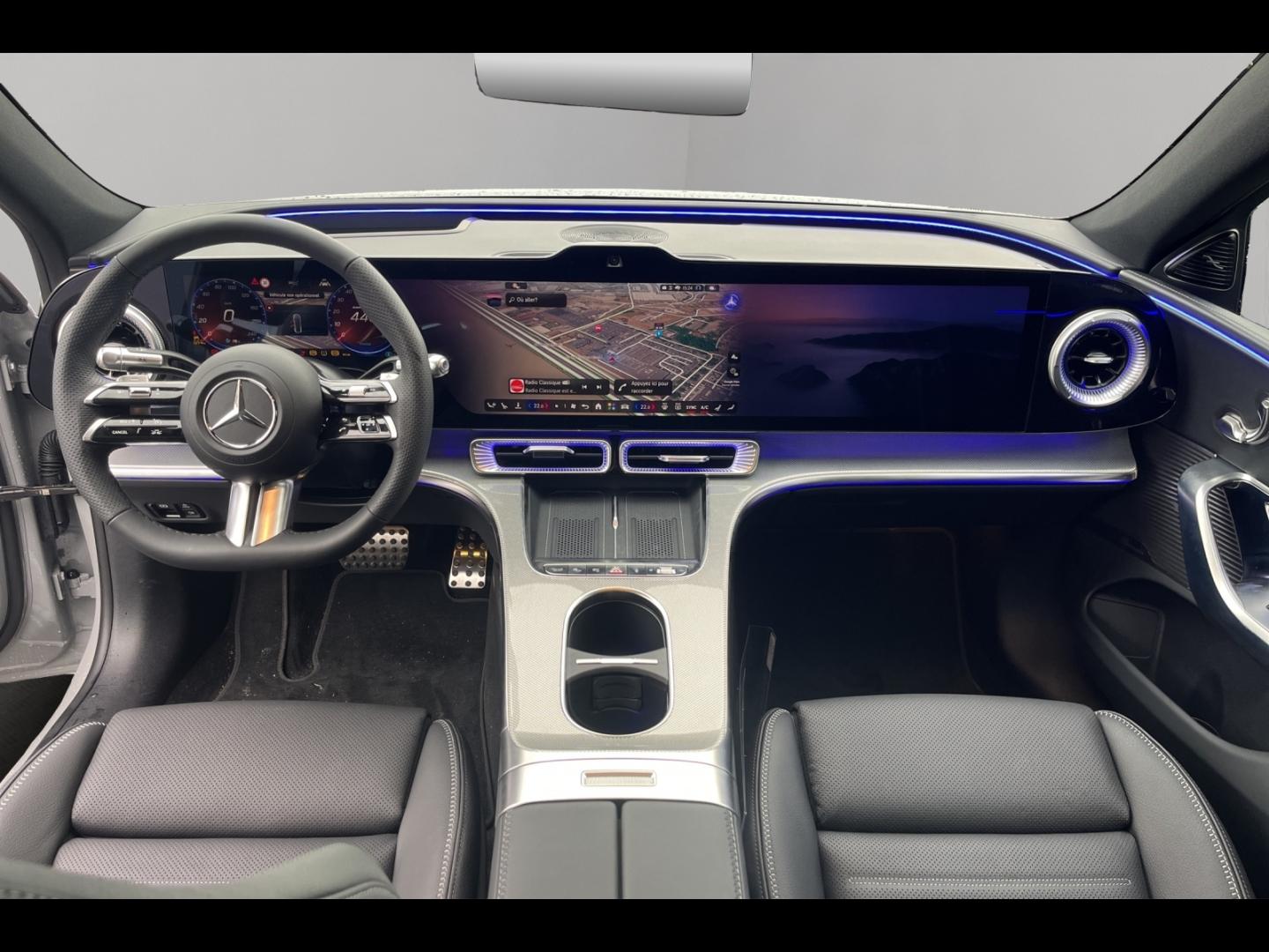 Image MERCEDES-BENZ Classe C 400 489ch 94,5kWh AMG Line 4Matic