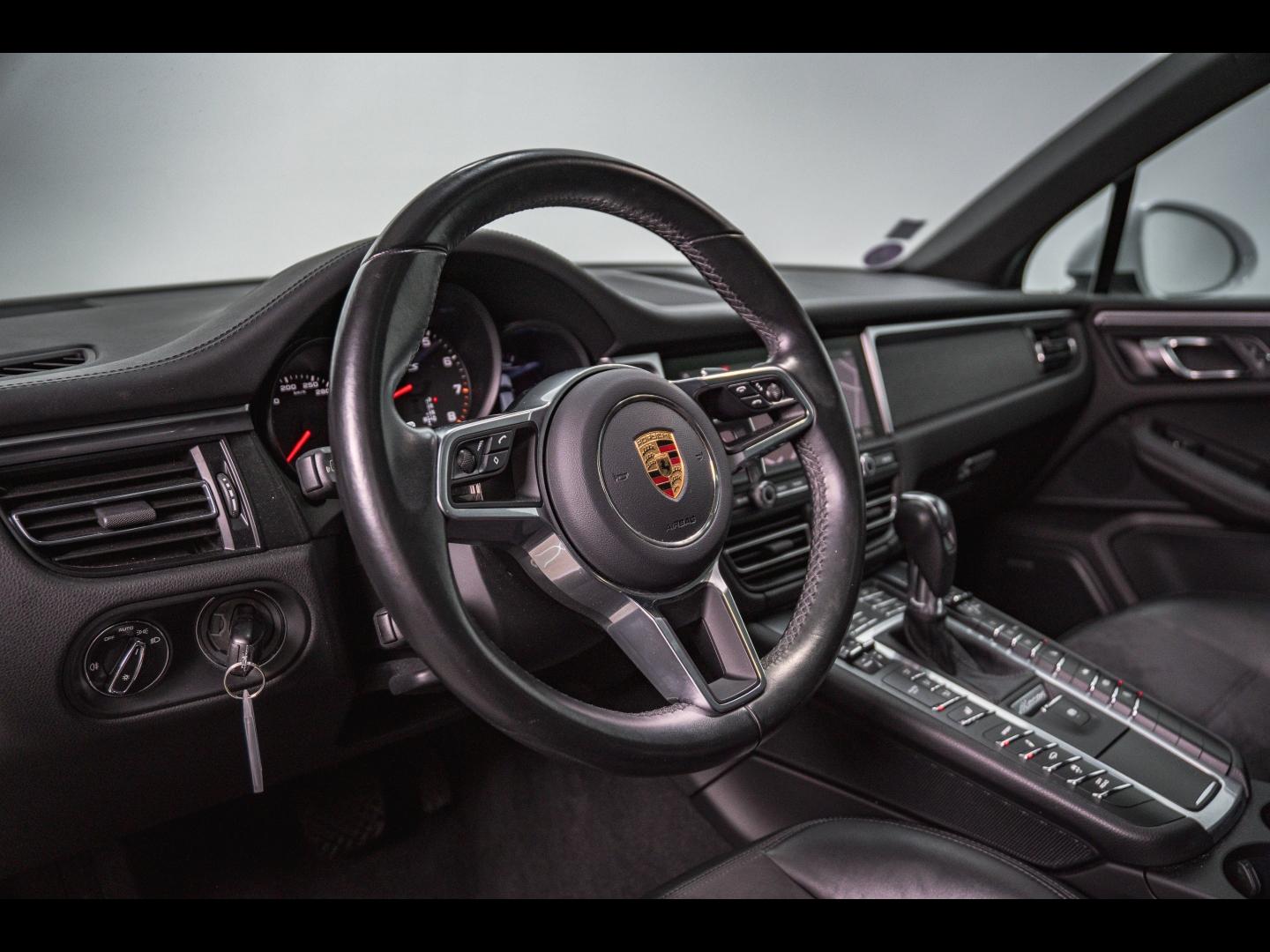 Image PORSCHE Macan 2.9 V6 380ch GTS PDK MY21