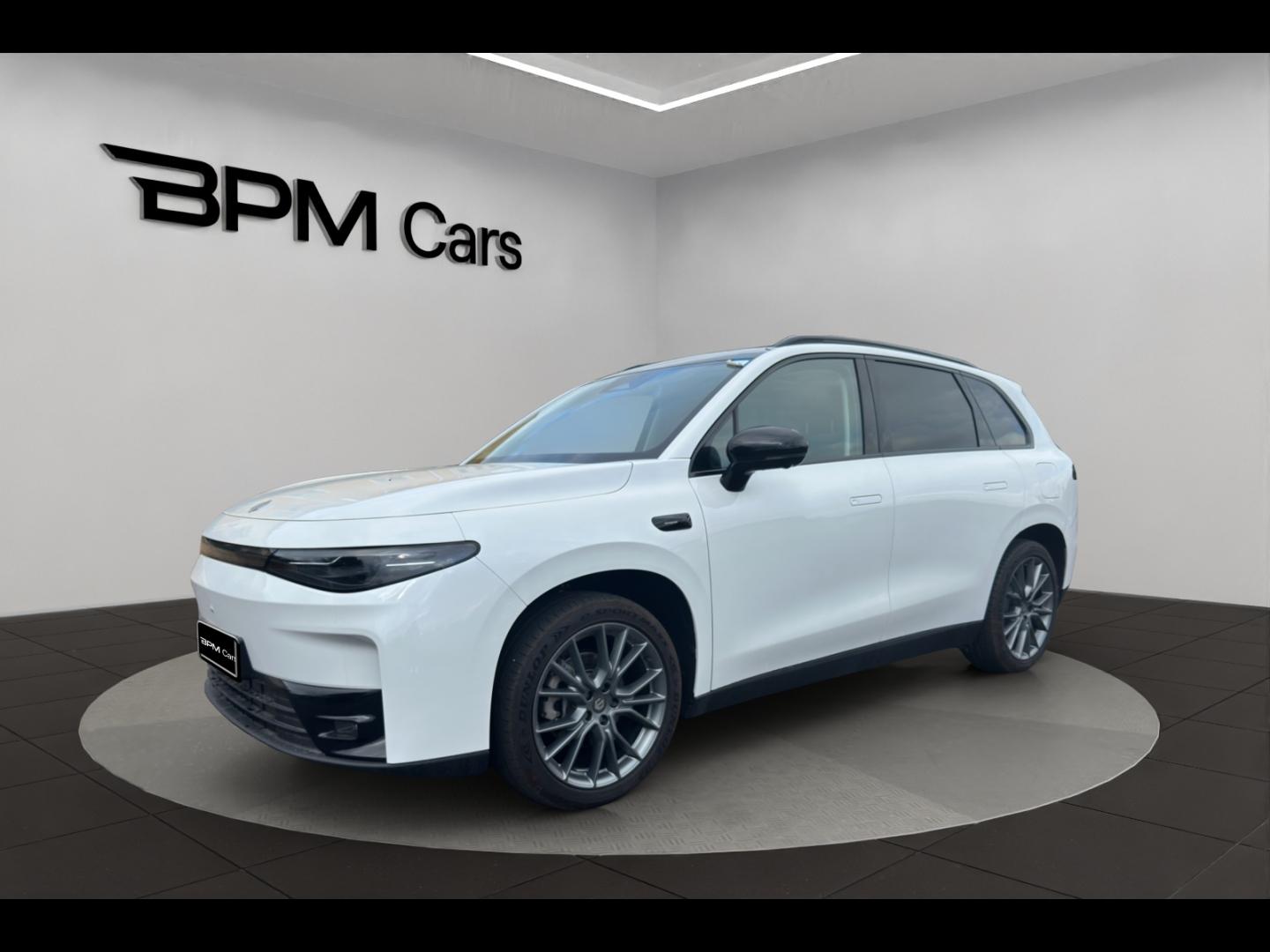 Photo LEAPMOTOR C10 REEV 215ch 28,4 kWh Design MY25