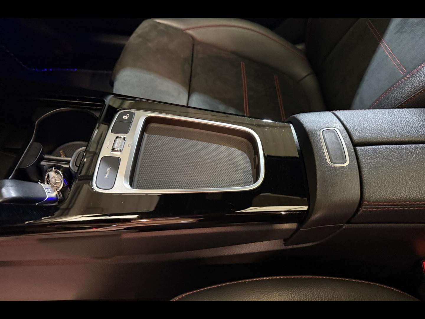 Image MERCEDES-BENZ Classe A Berline 200 d 150ch AMG Line 8G-DCT