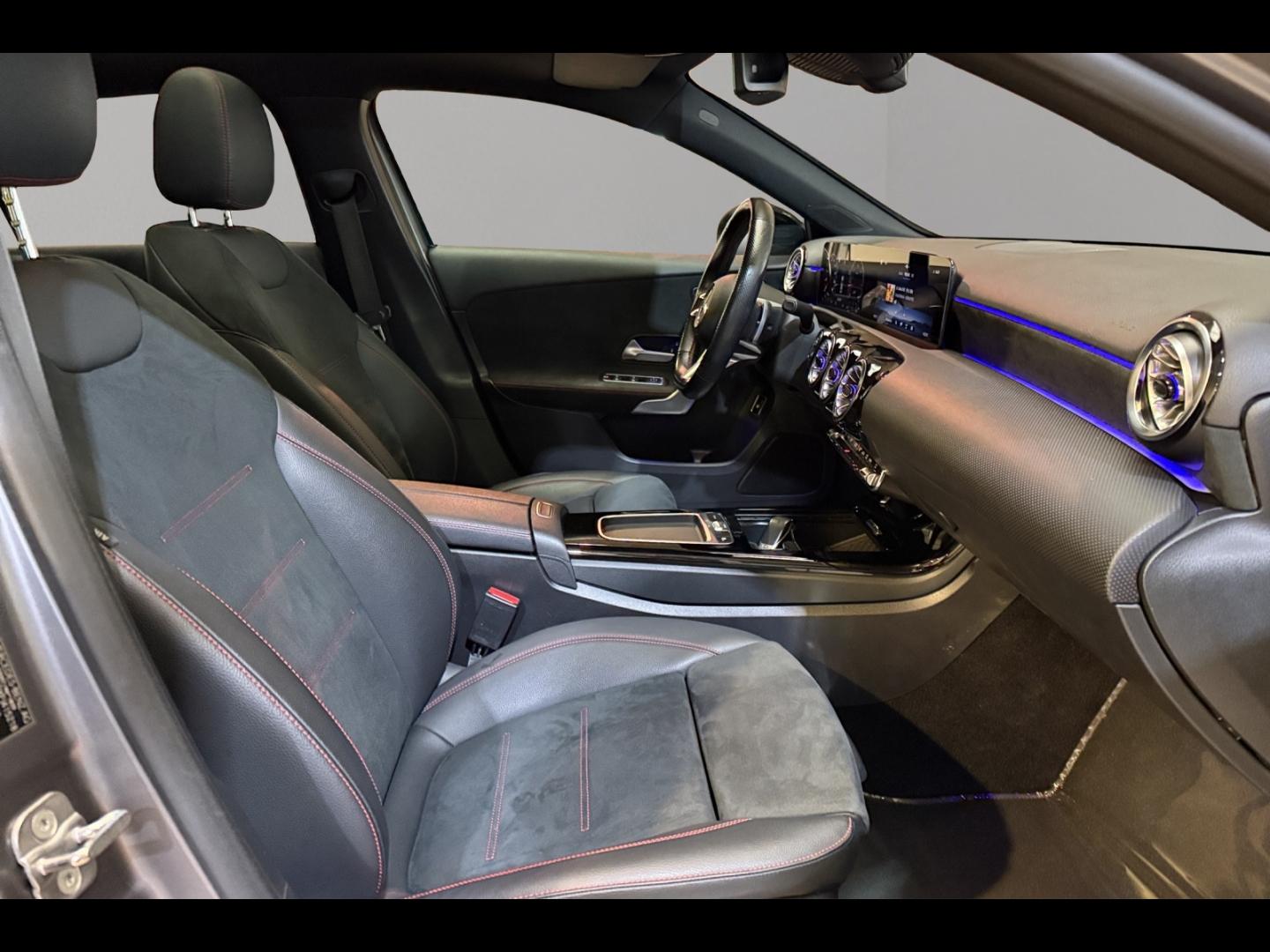 Image MERCEDES-BENZ Classe A Berline 200 d 150ch AMG Line 8G-DCT