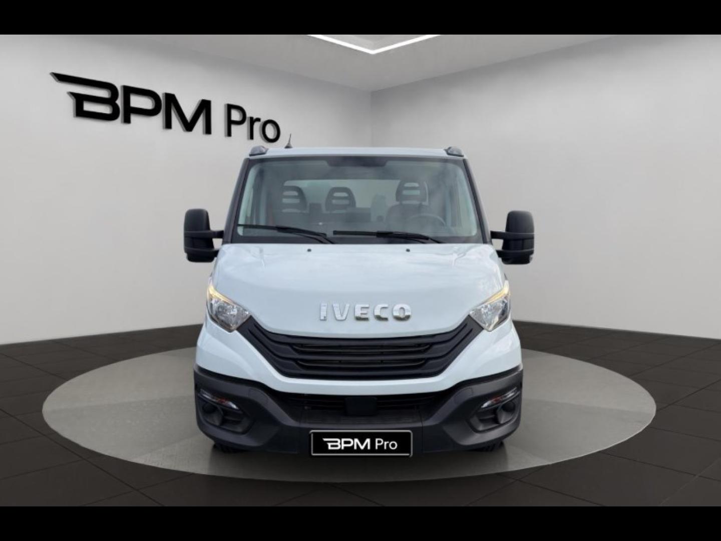 Image IVECO Daily CCb 35-160H / 3.0 160CH / BENNE & COFFRE / 35C16 / 2024 /