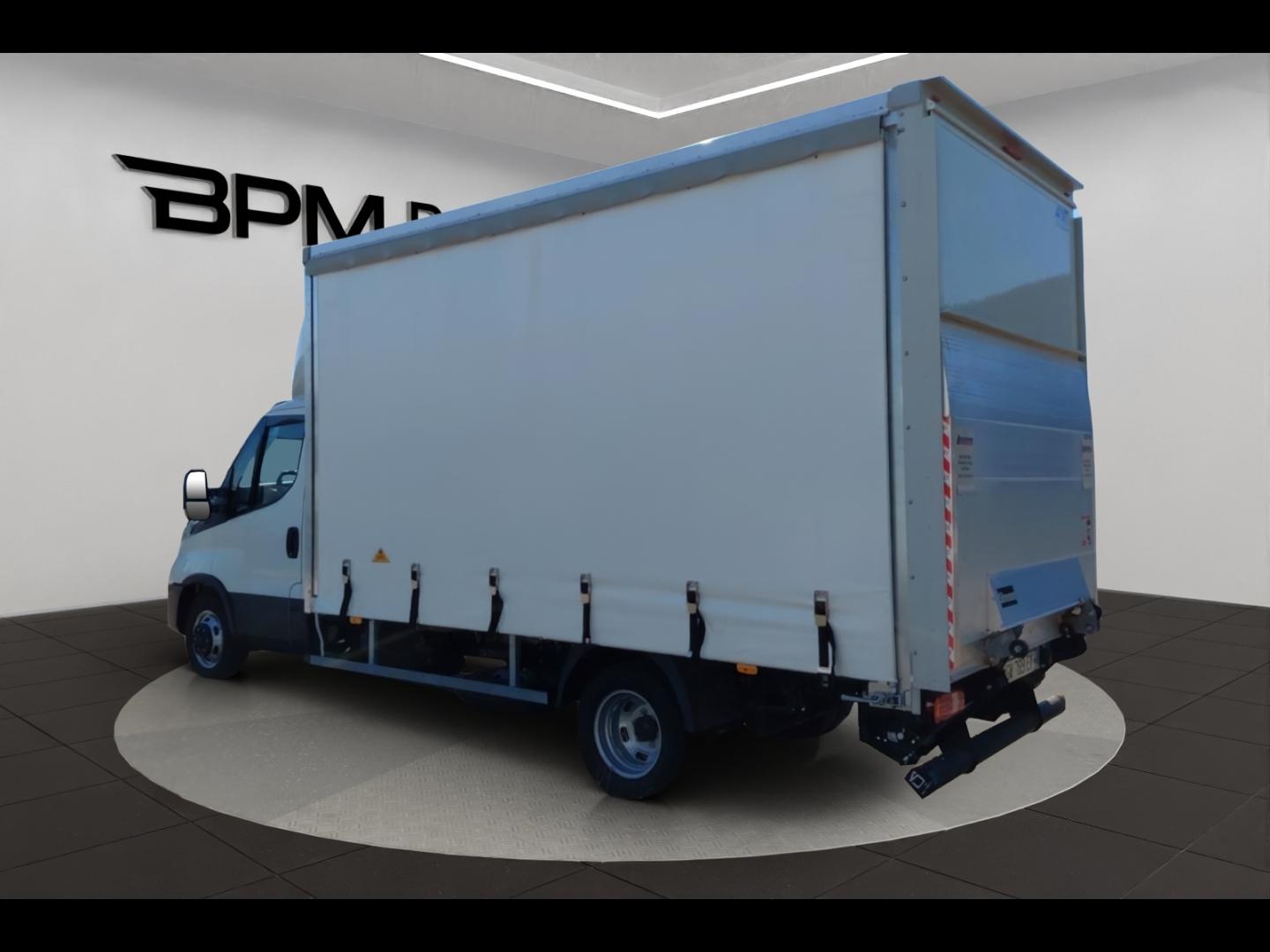 Image IVECO Daily CCb 35-160H / 3.0 160CH / CAISSE & HAYON / 35C16 / 2024 /