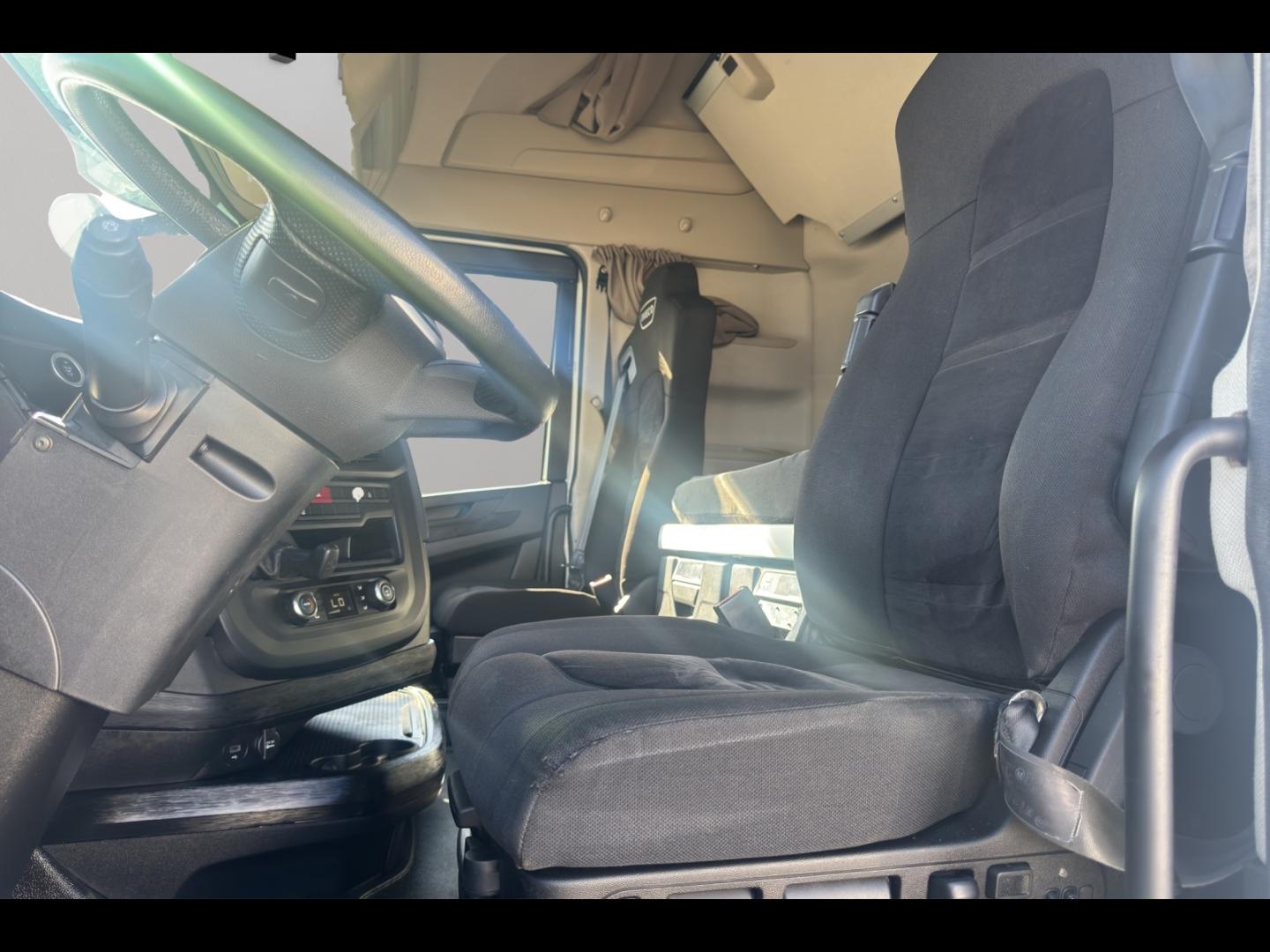 Image IVECO S-Way AS440S53 T/P