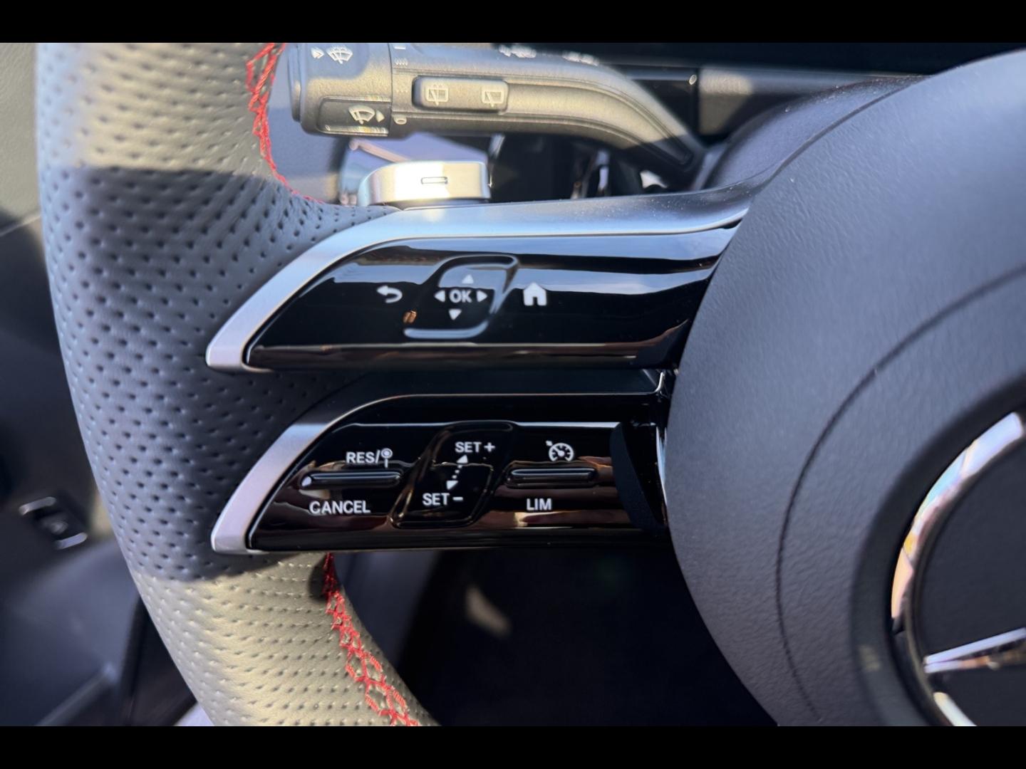 Image MERCEDES-BENZ GLA 200 d 150ch AMG Line 8G-DCT