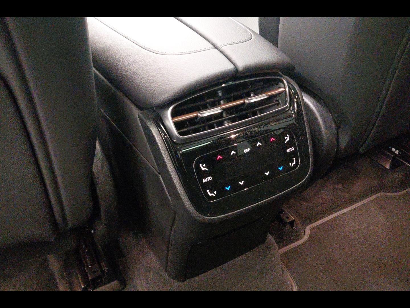 Image MERCEDES-BENZ EQE SUV 500 408ch Electric Art 4Matic