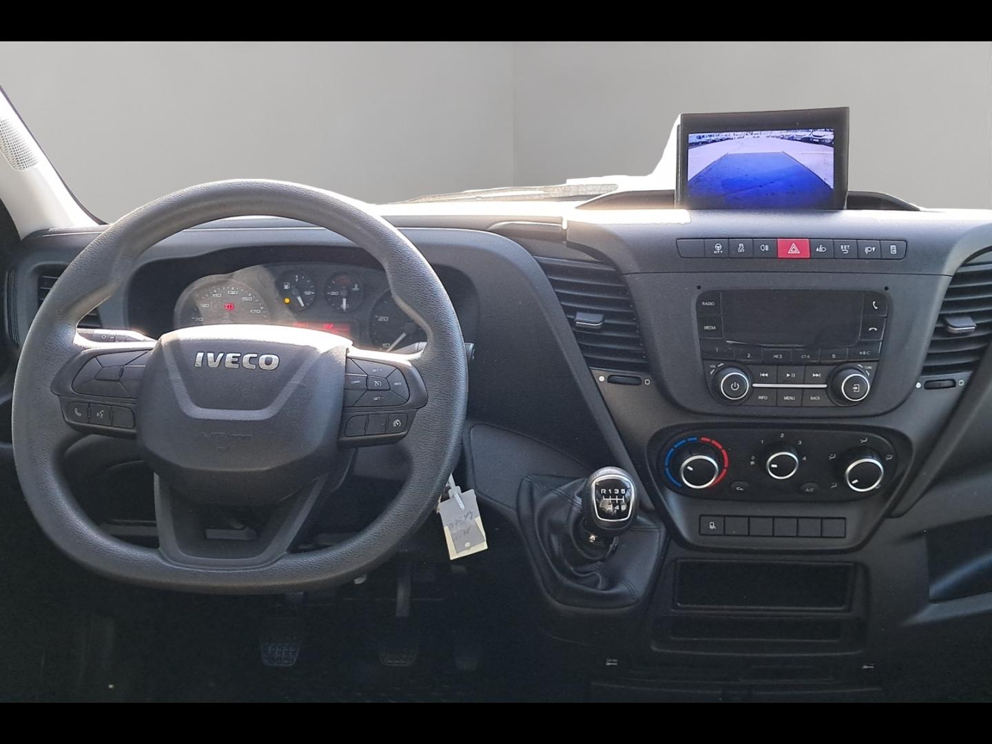 Image IVECO Daily CCb 35C16H3.0 D empattement 4100