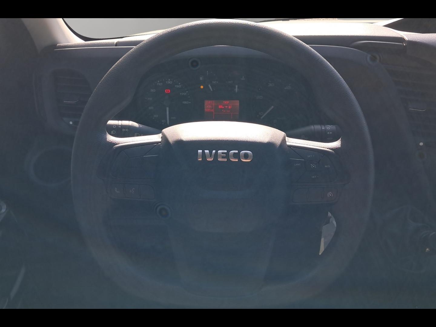 Image IVECO Daily CCb 35C16H3.0 D empattement 4100