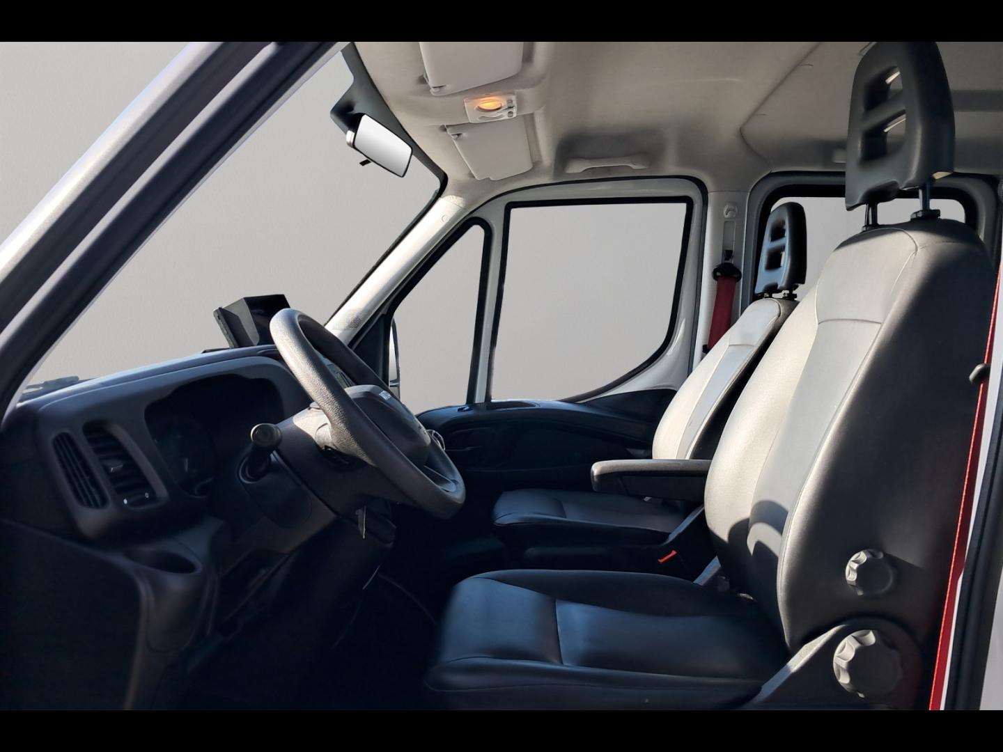 Image IVECO Daily CCb 35C16H3.0 D empattement 4100