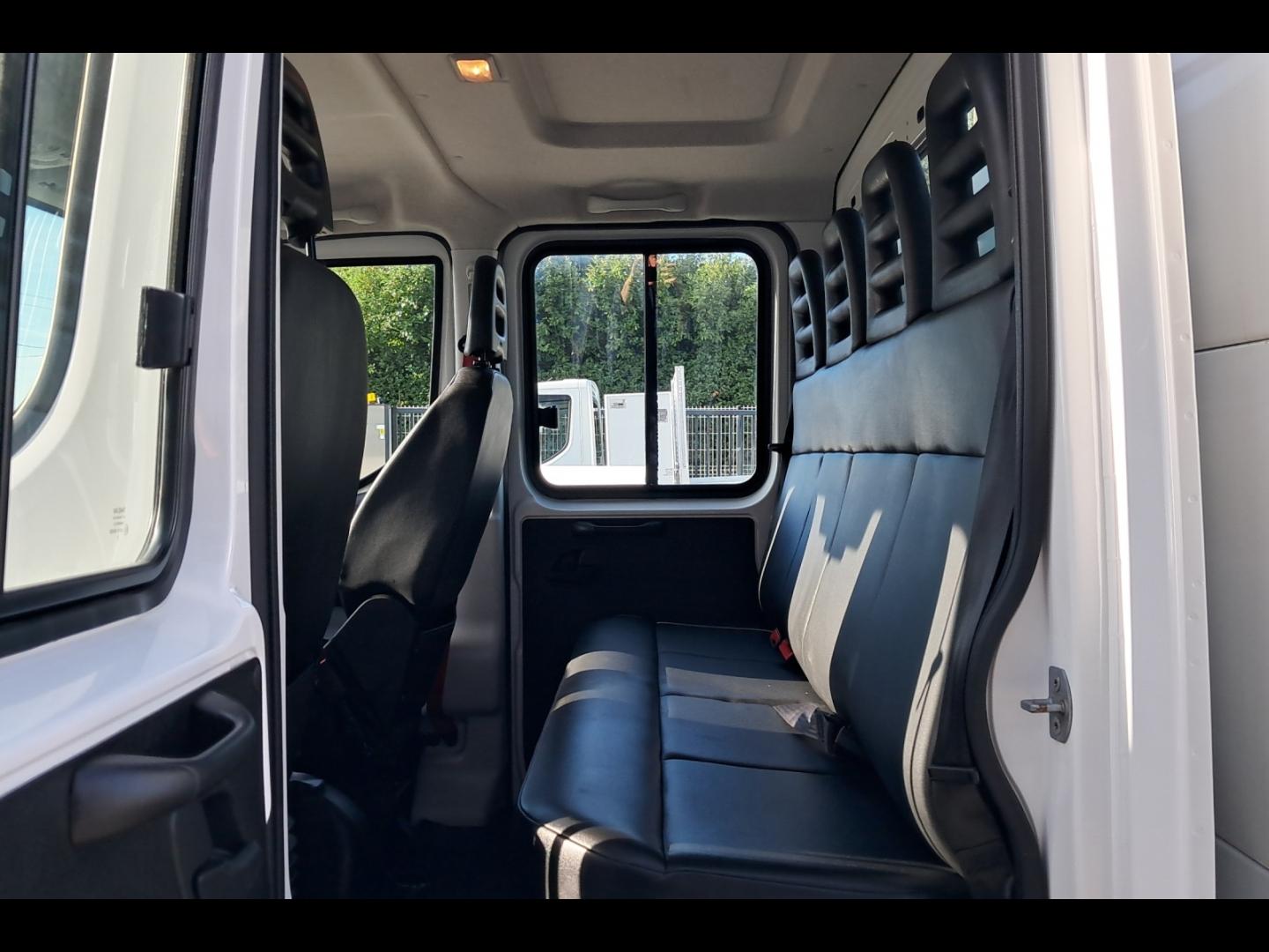 Image IVECO Daily CCb 35C16H3.0 D empattement 4100