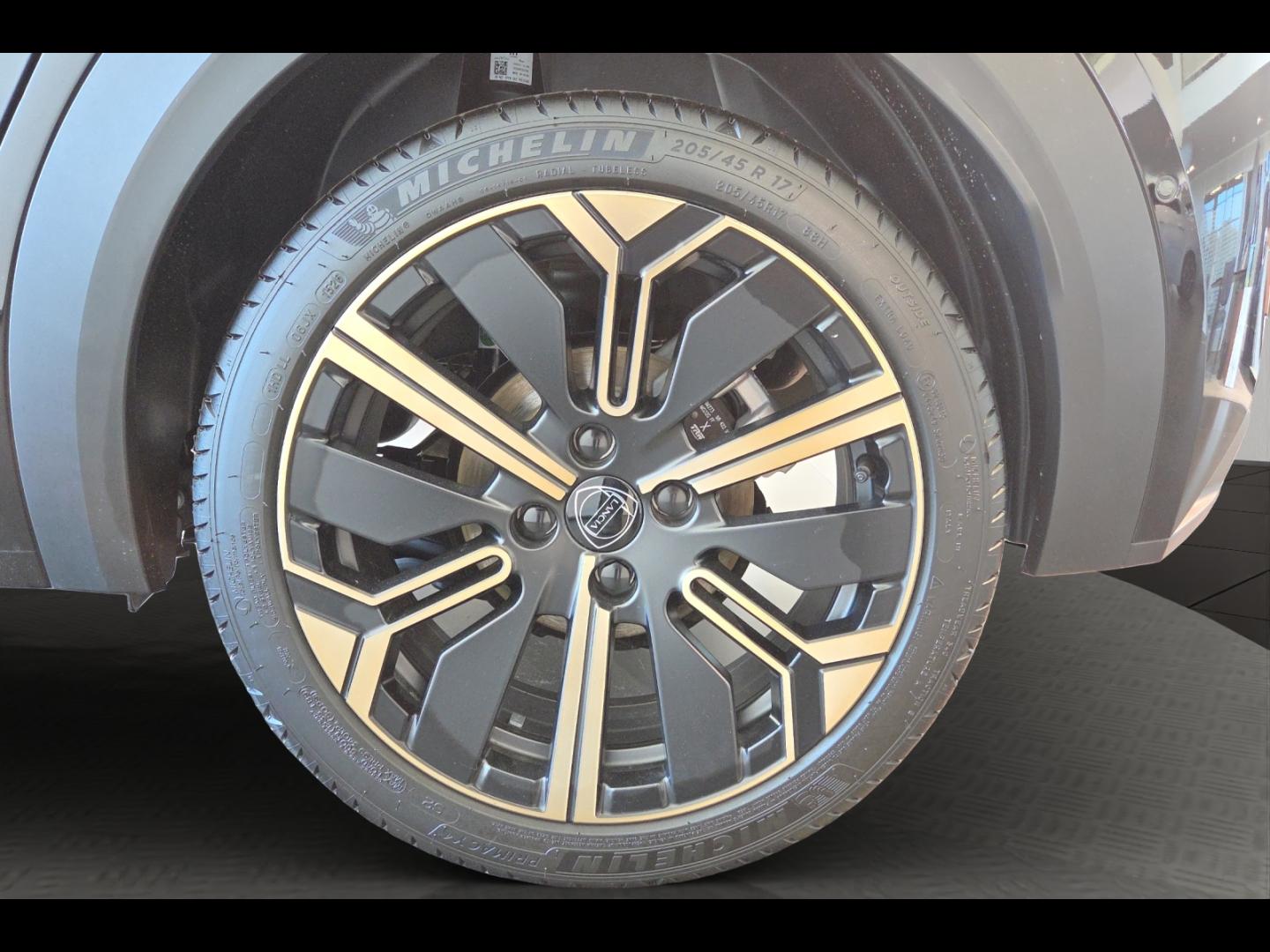 Image LANCIA Ypsilon 1.2 Ibrida 110ch HF Line eDCT6