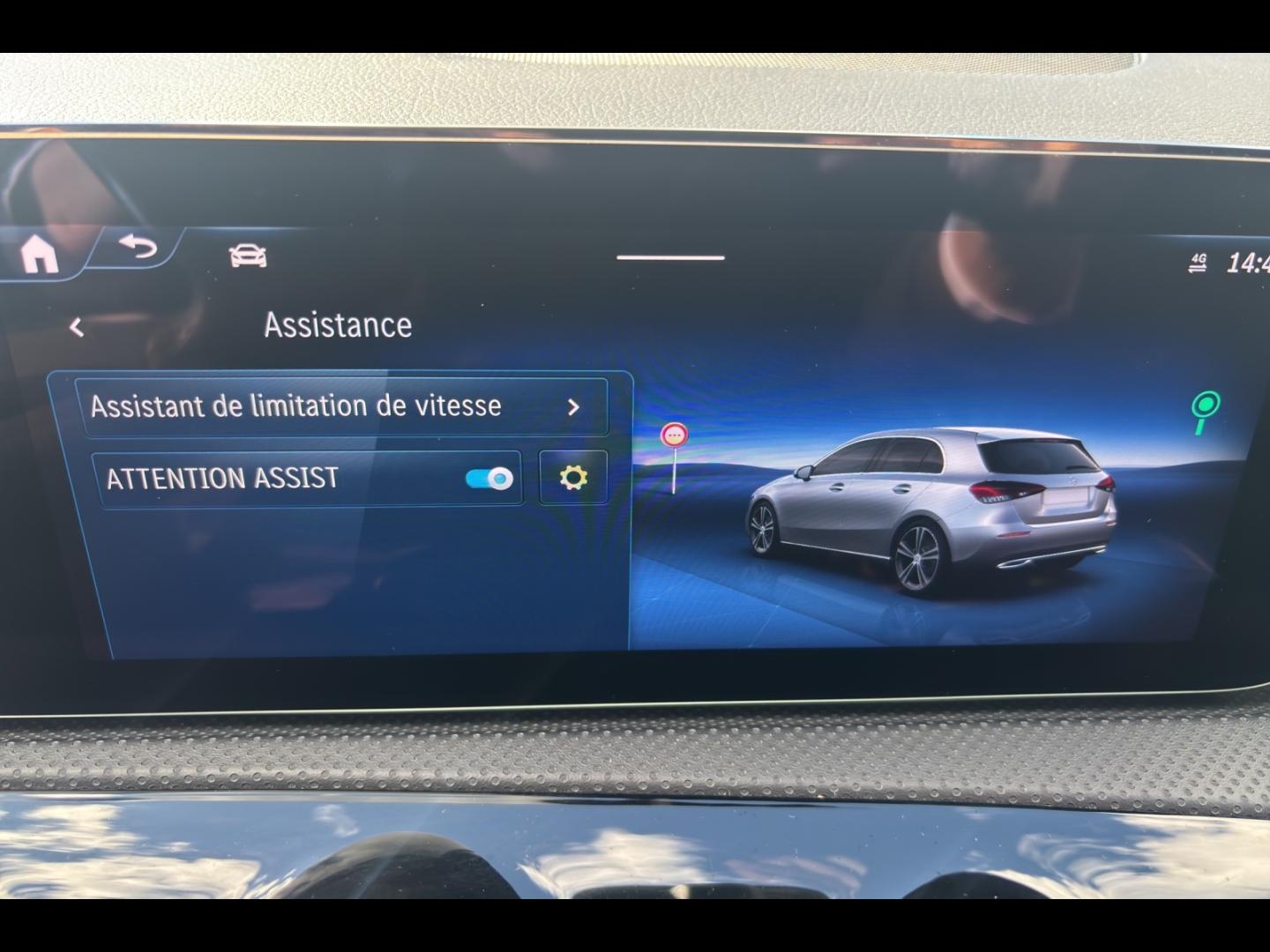 Image MERCEDES-BENZ Classe A 180 d 116ch Progressive Line 8G-DCT