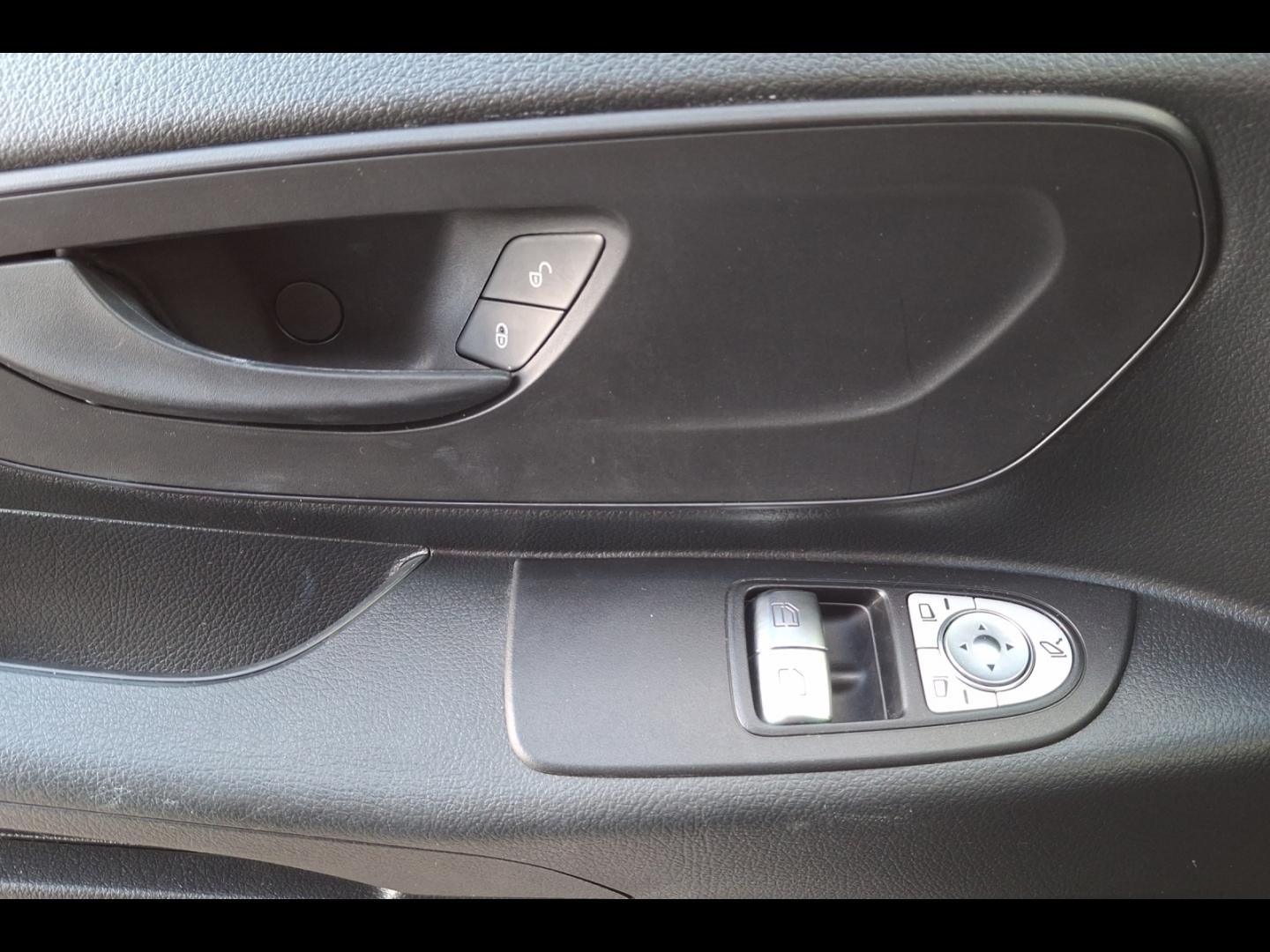Image MERCEDES-BENZ Vito Fg 116 CDI Long Pro Propulsion 9G-Tronic