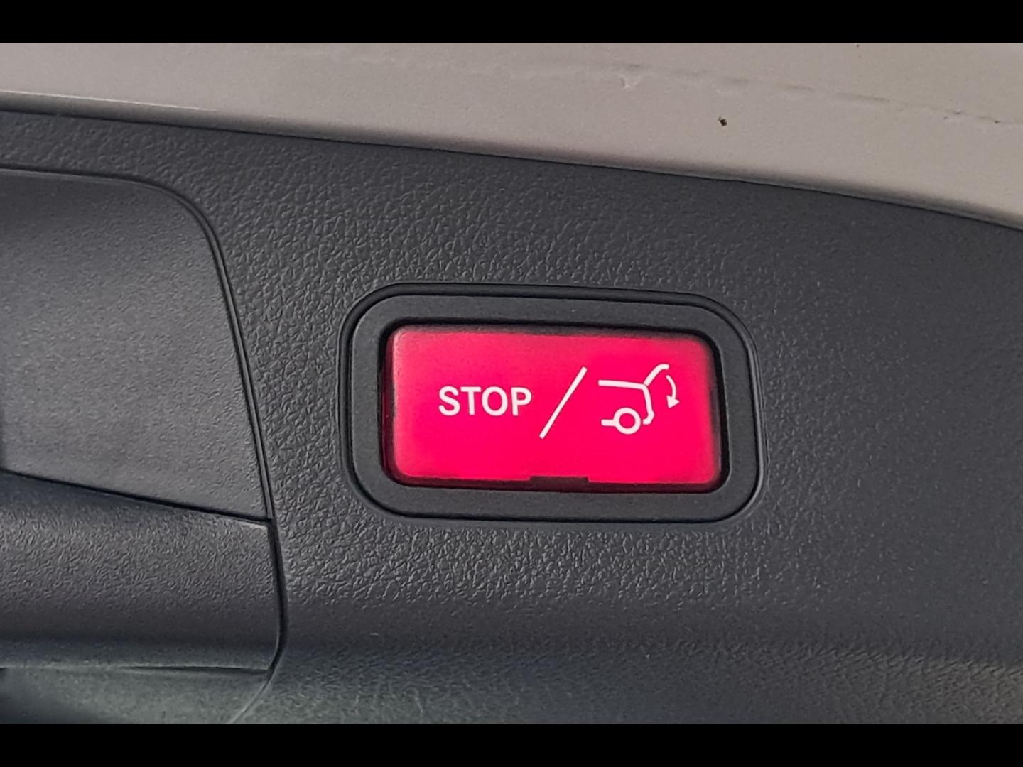 Image MERCEDES-BENZ GLA 250 e hybride rechargeable 218ch Progressive Line 8G-DCT