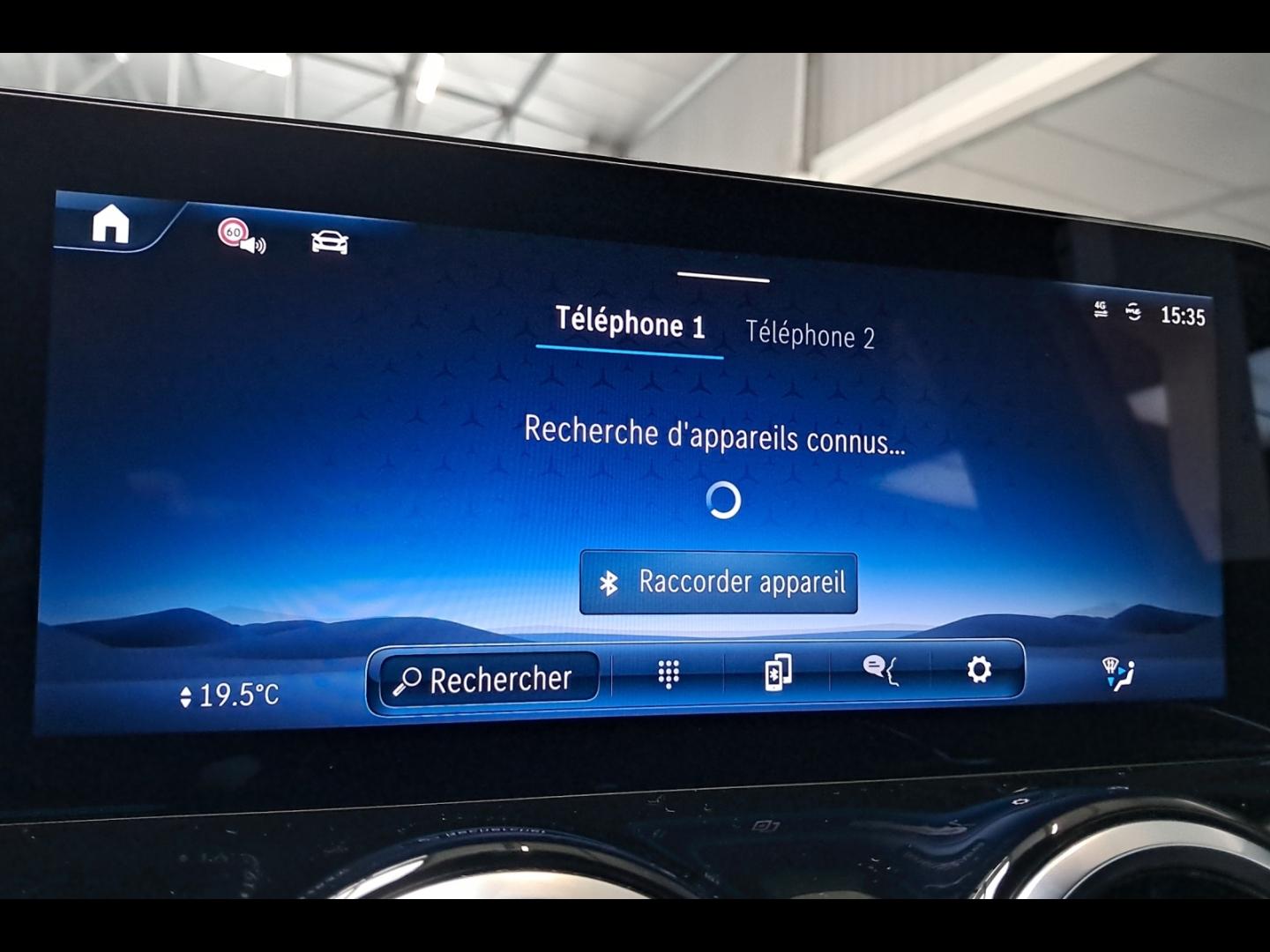 Image MERCEDES-BENZ GLA 250 e hybride rechargeable 218ch Progressive Line 8G-DCT