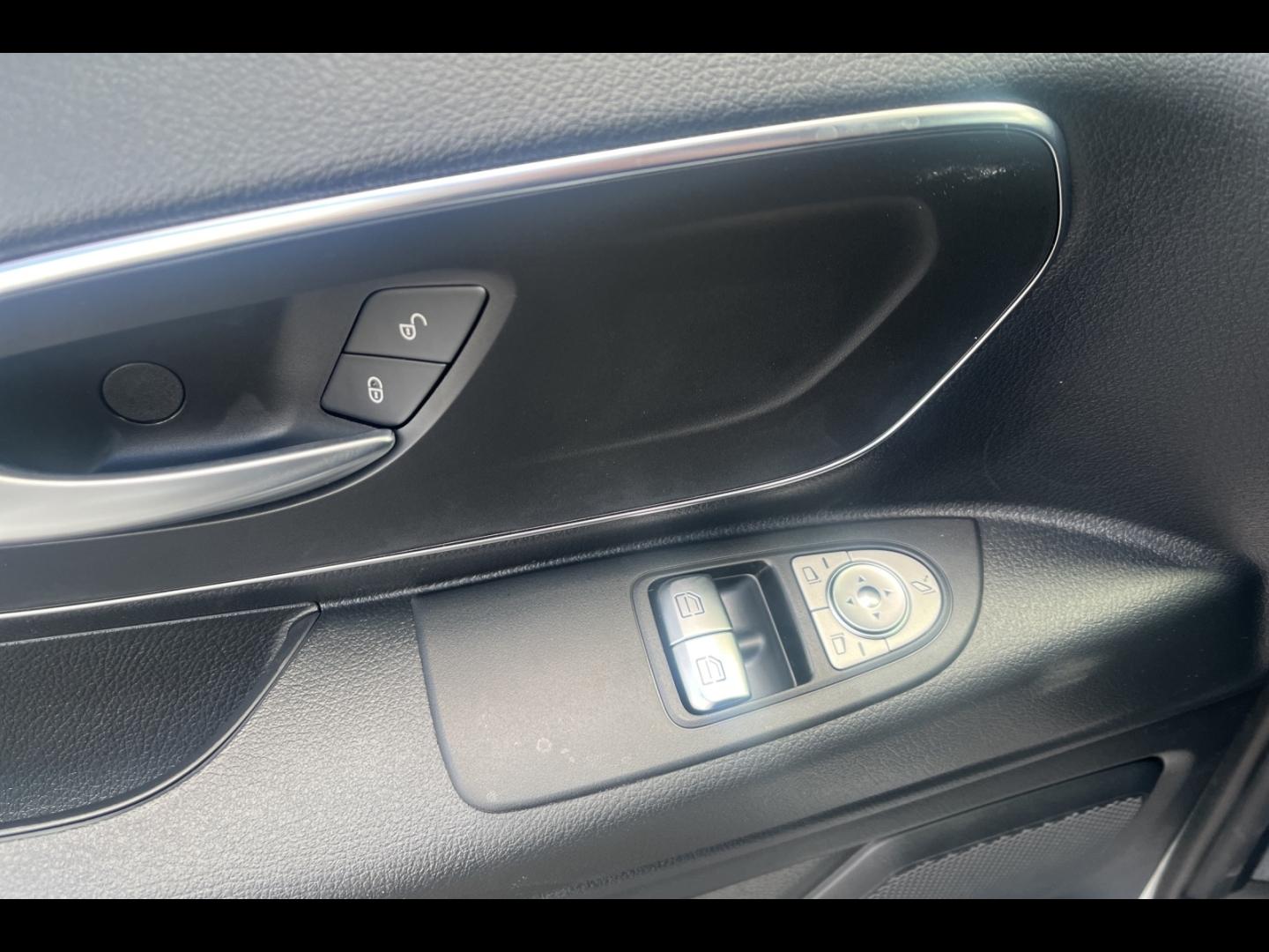 Image MERCEDES-BENZ Vito Fg 119 CDI Mixto Long Select Propulsion 9G-Tronic