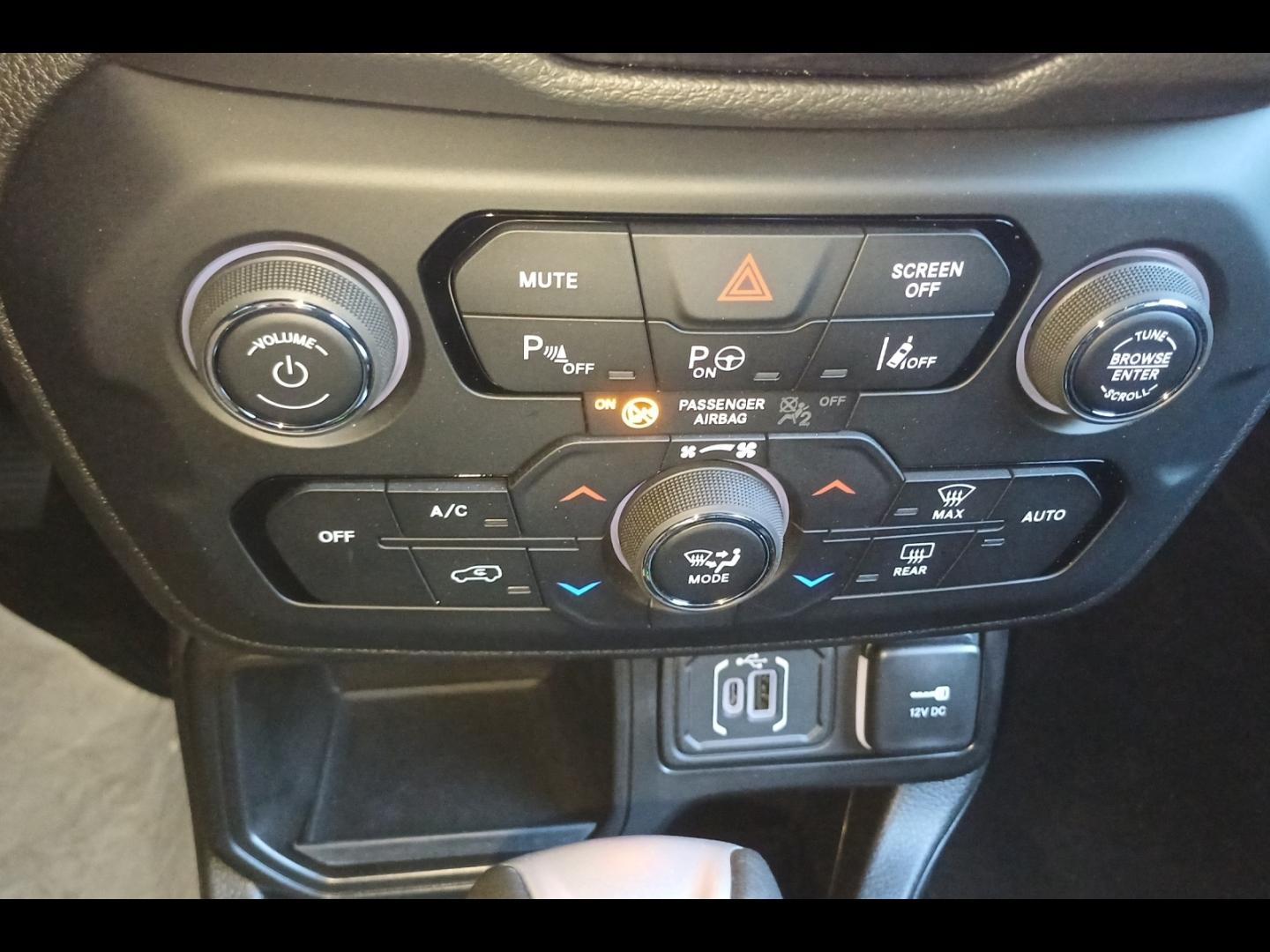 Image JEEP Renegade 1.5 Turbo T4 130ch MHEV North Star BVR7
