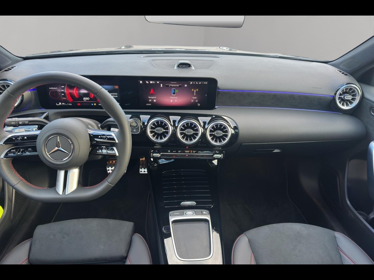 Image MERCEDES-BENZ Classe A 180 136ch Edition 140 7G-DCT