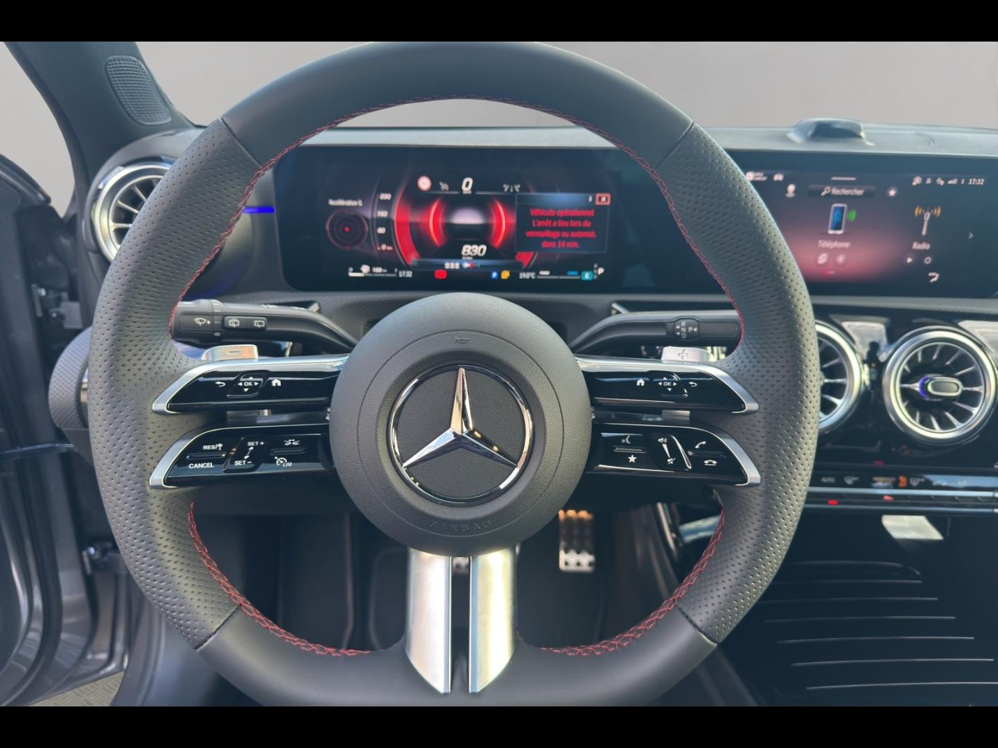 Image MERCEDES-BENZ Classe A 180 136ch Edition 140 7G-DCT