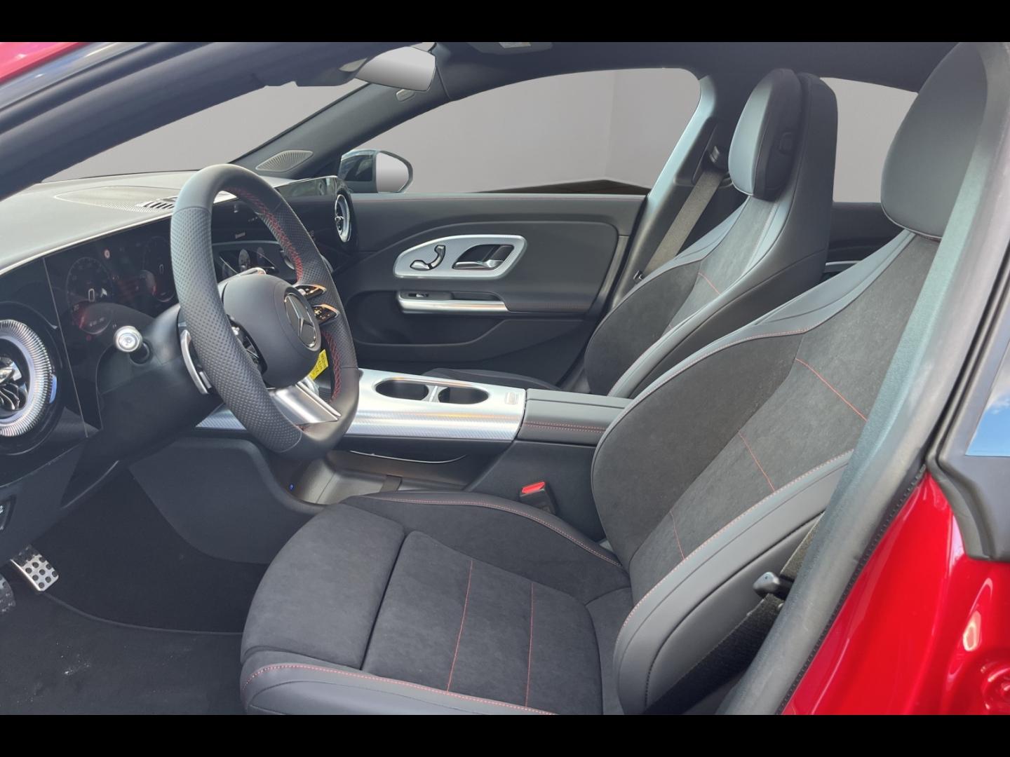 Image MERCEDES-BENZ CLA 200 163+30ch AMG Line 8G-eDCT
