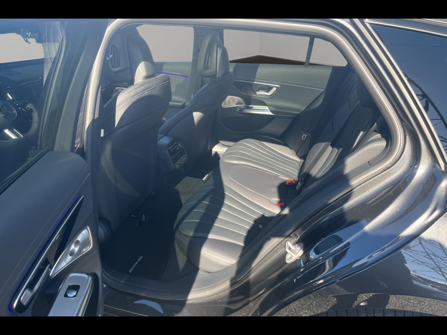 Image MERCEDES-BENZ Classe E Break 300 d e Hybrid EQ 197+129ch AMG Line+ 9G-Tronic