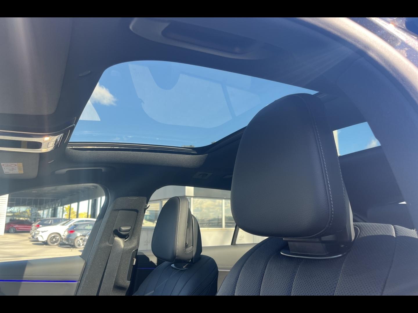 Image MERCEDES-BENZ Classe E Break 300 d e Hybrid EQ 197+129ch AMG Line+ 9G-Tronic