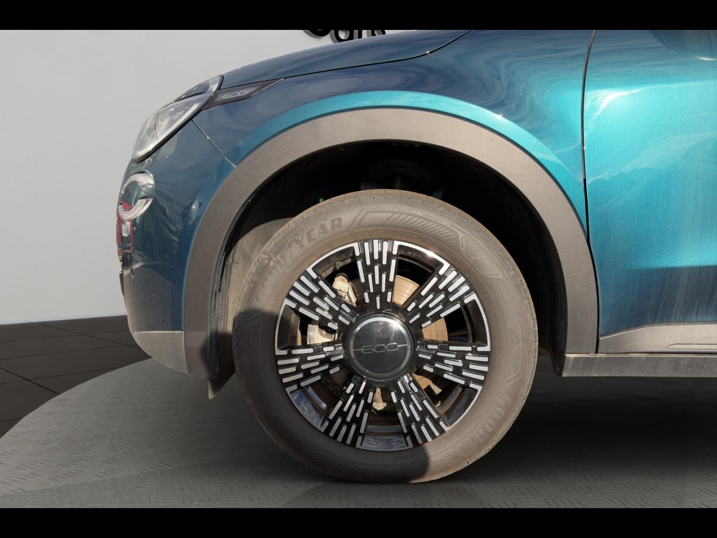 Image FIAT 600 1.2 Hybrid Turbo 145ch Pop eDCT6 Step 2