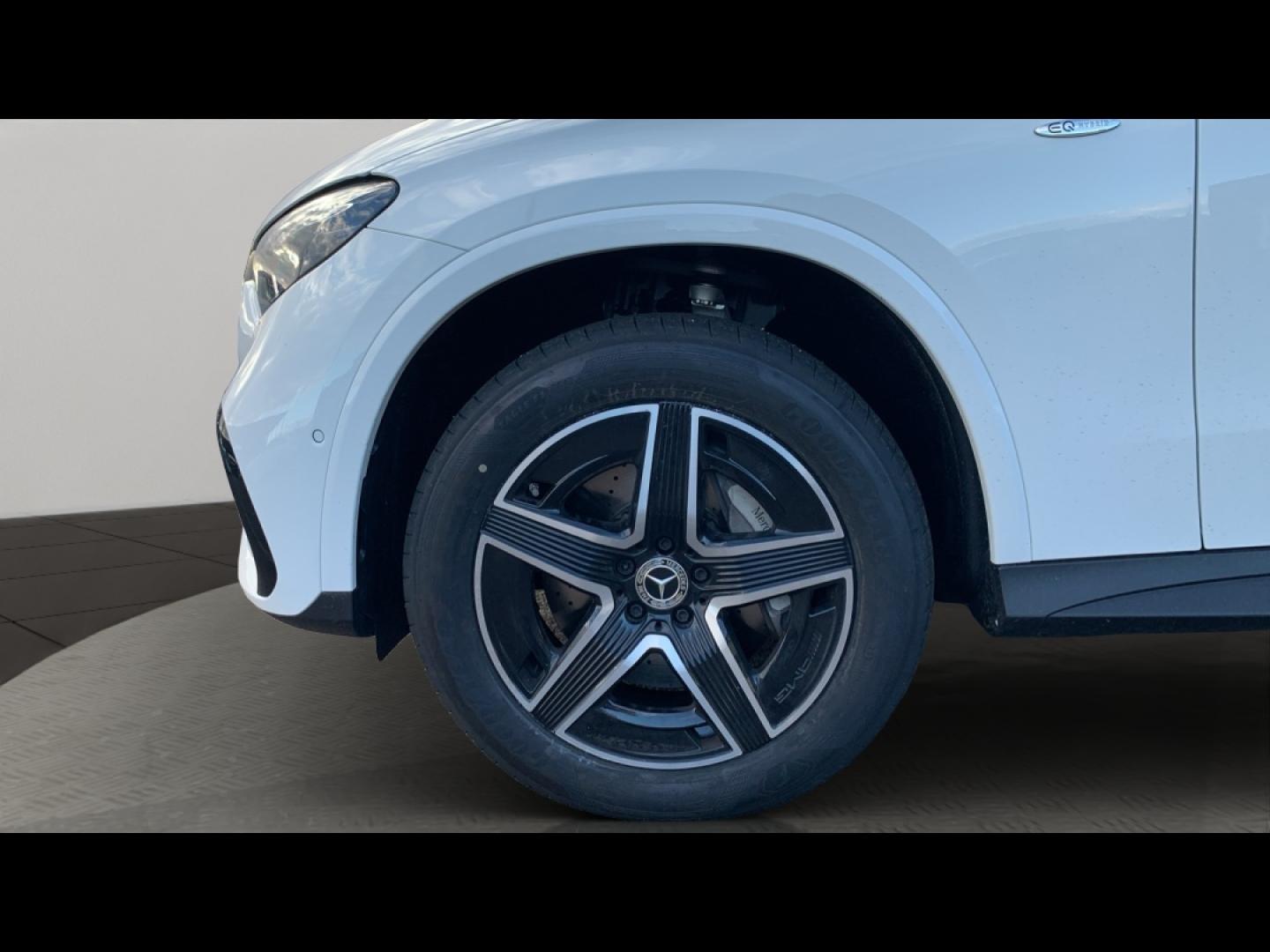 Image MERCEDES-BENZ GLC Coupé 300 d e Hybrid 197+136ch AMG Line + 4Matic 9G-Tronic