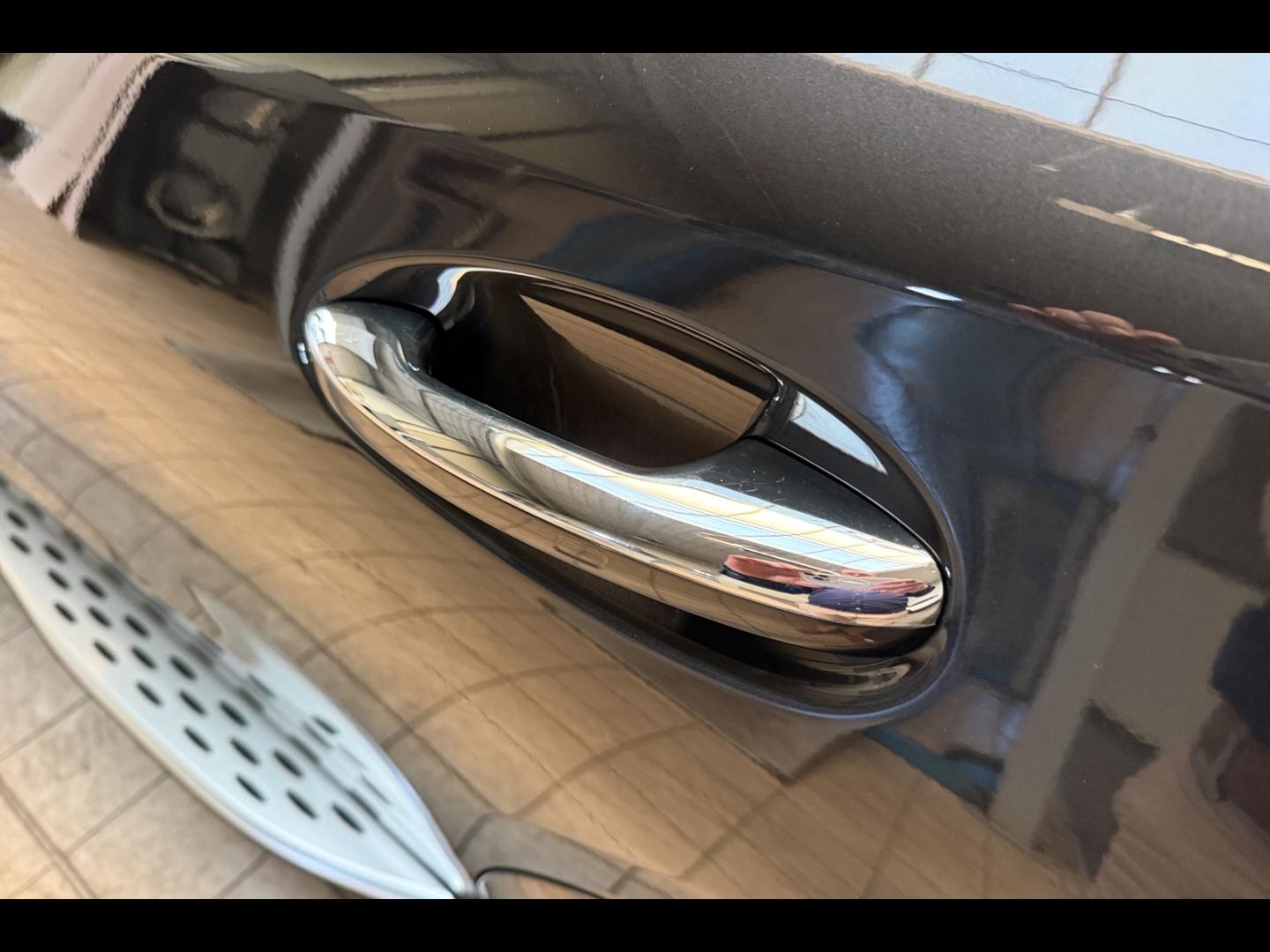 Image MERCEDES-BENZ GLC Coupé 300 d e Hybrid 197+136ch AMG Line 4Matic 9G-Tronic