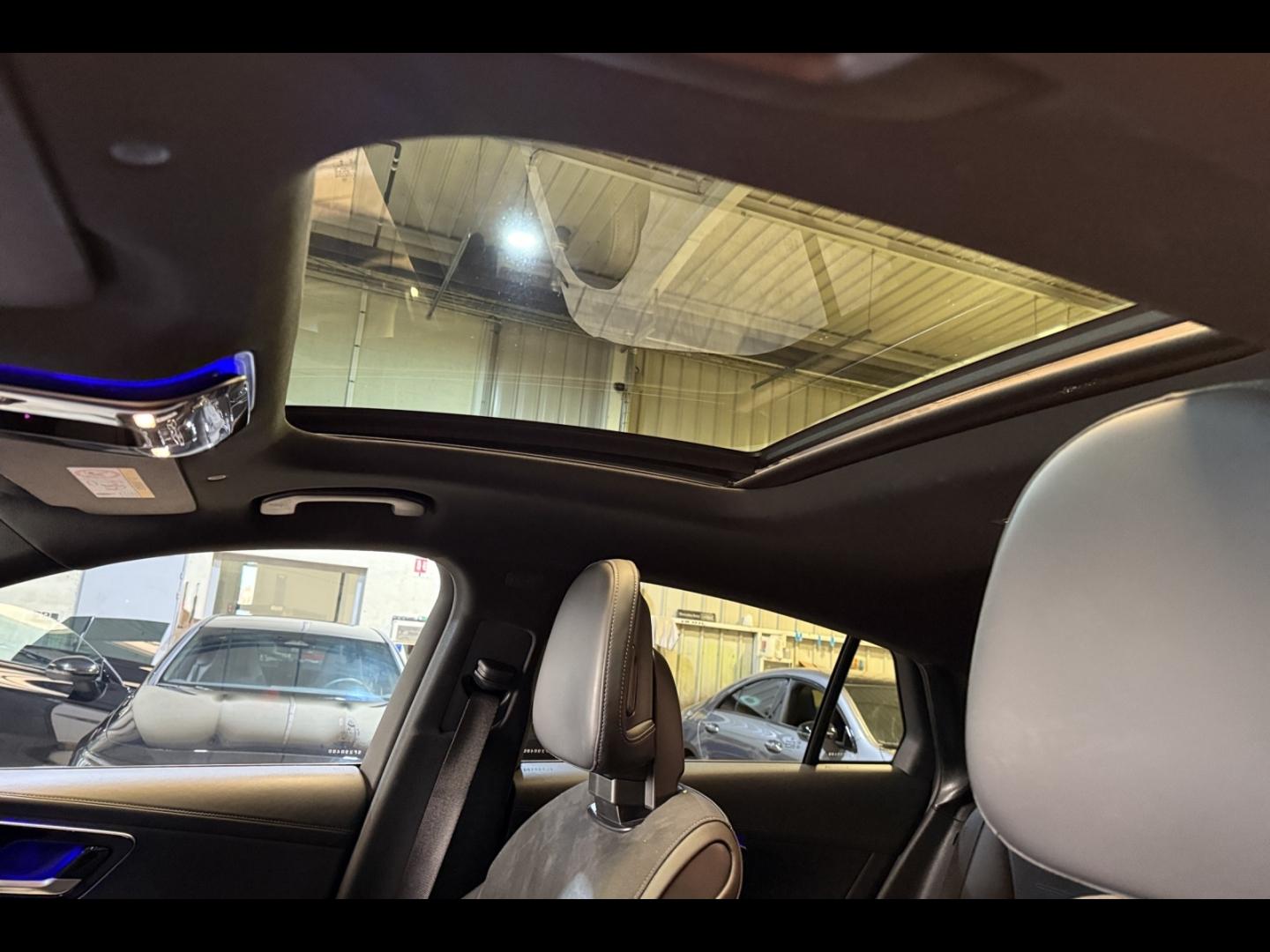 Image MERCEDES-BENZ GLC Coupé 300 d e Hybrid 197+136ch AMG Line 4Matic 9G-Tronic