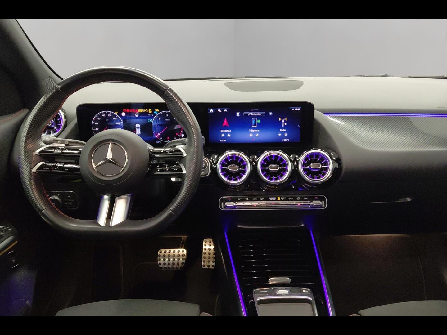 Image MERCEDES-BENZ GLA 200 d 150ch AMG Line 8G-DCT