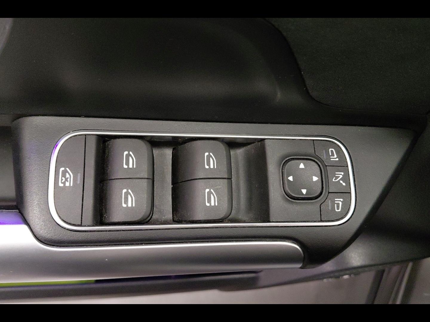 Image MERCEDES-BENZ GLA 200 d 150ch AMG Line 8G-DCT
