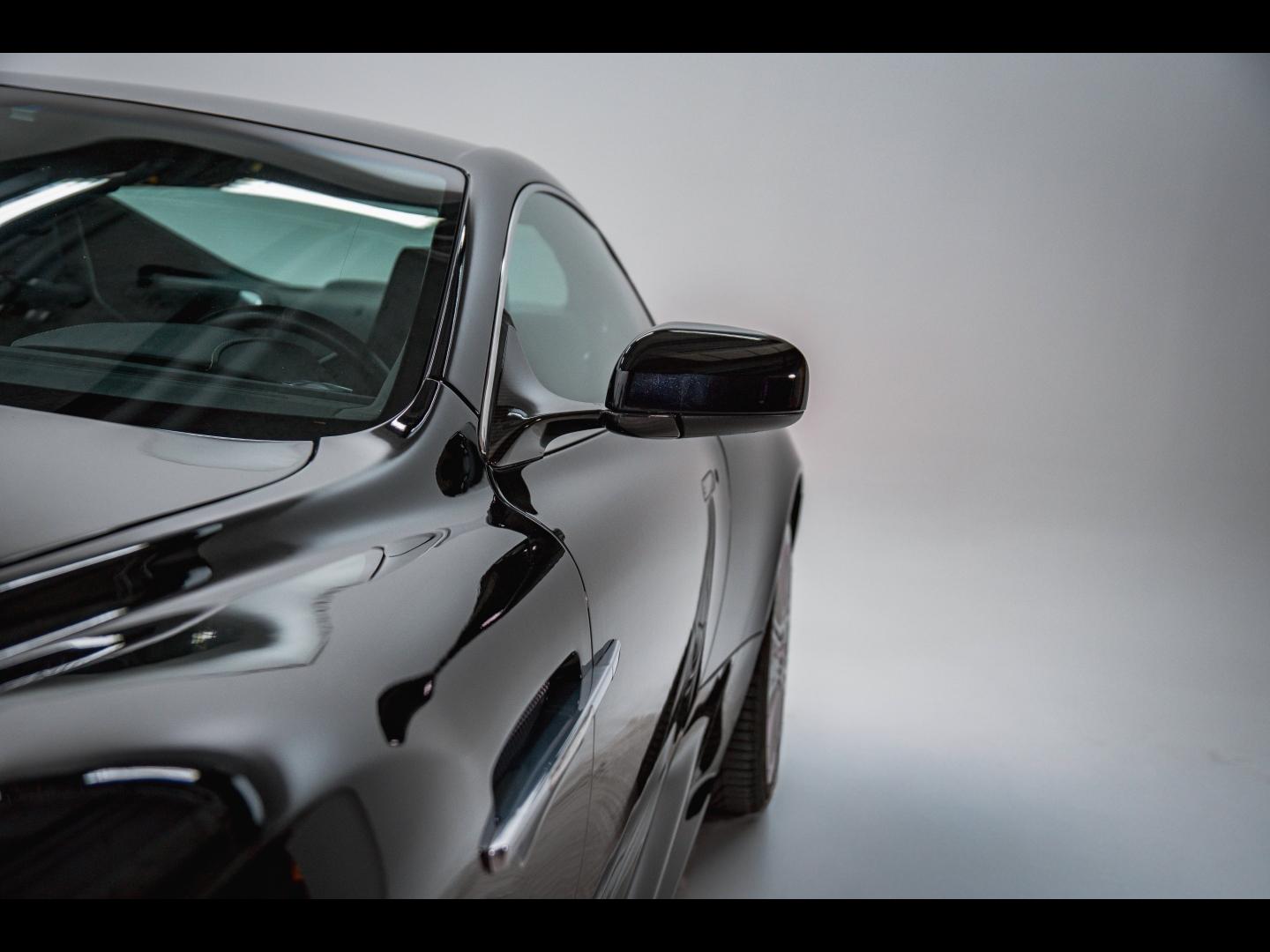 Image ASTON MARTIN DBS Coupé V12 5.9 Touchtronic2